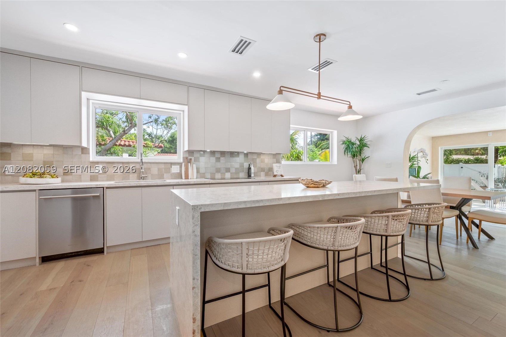 10619 NE 10th Pl Miami Shores, FL 33138