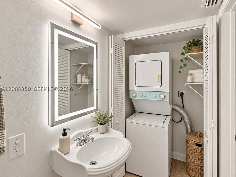 image Brickell Key Two21
