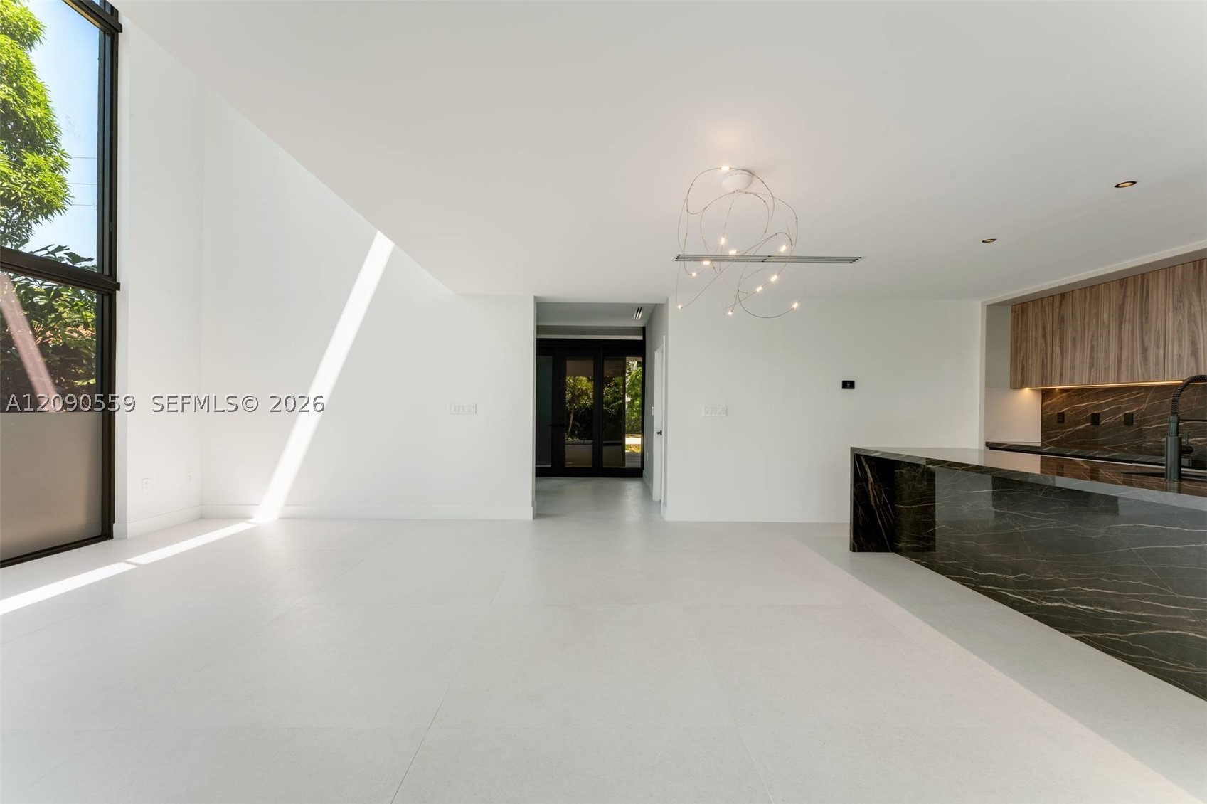 3310 Elizabeth St Coconut Grove, FL 33133