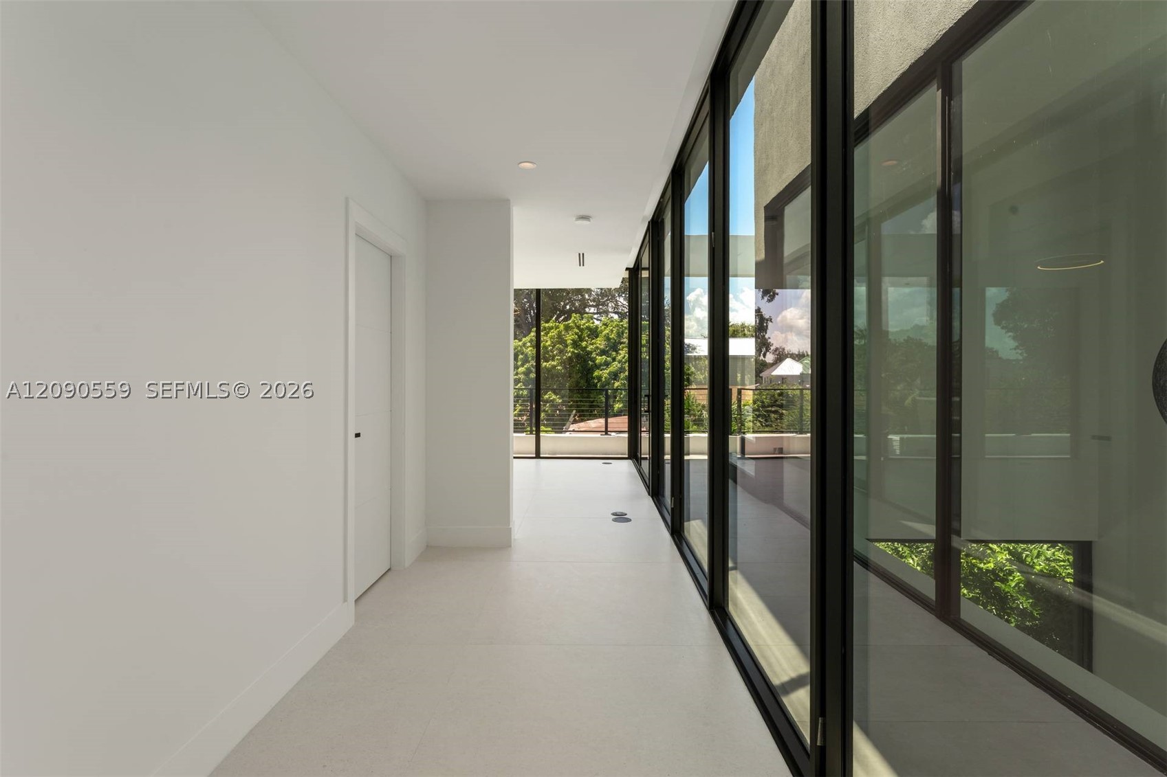 3310 Elizabeth St Coconut Grove, FL 33133