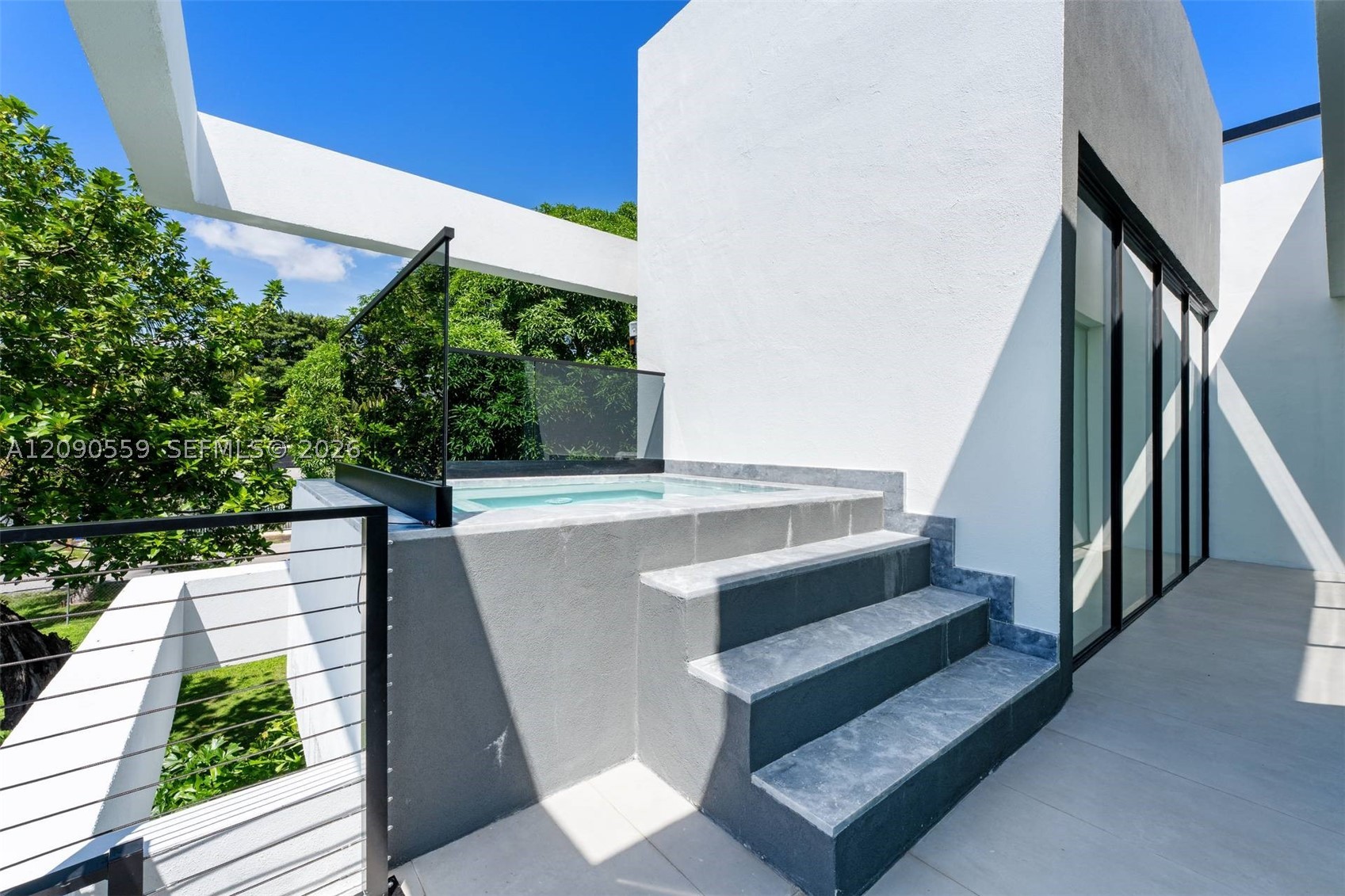 3310 Elizabeth St Coconut Grove, FL 33133