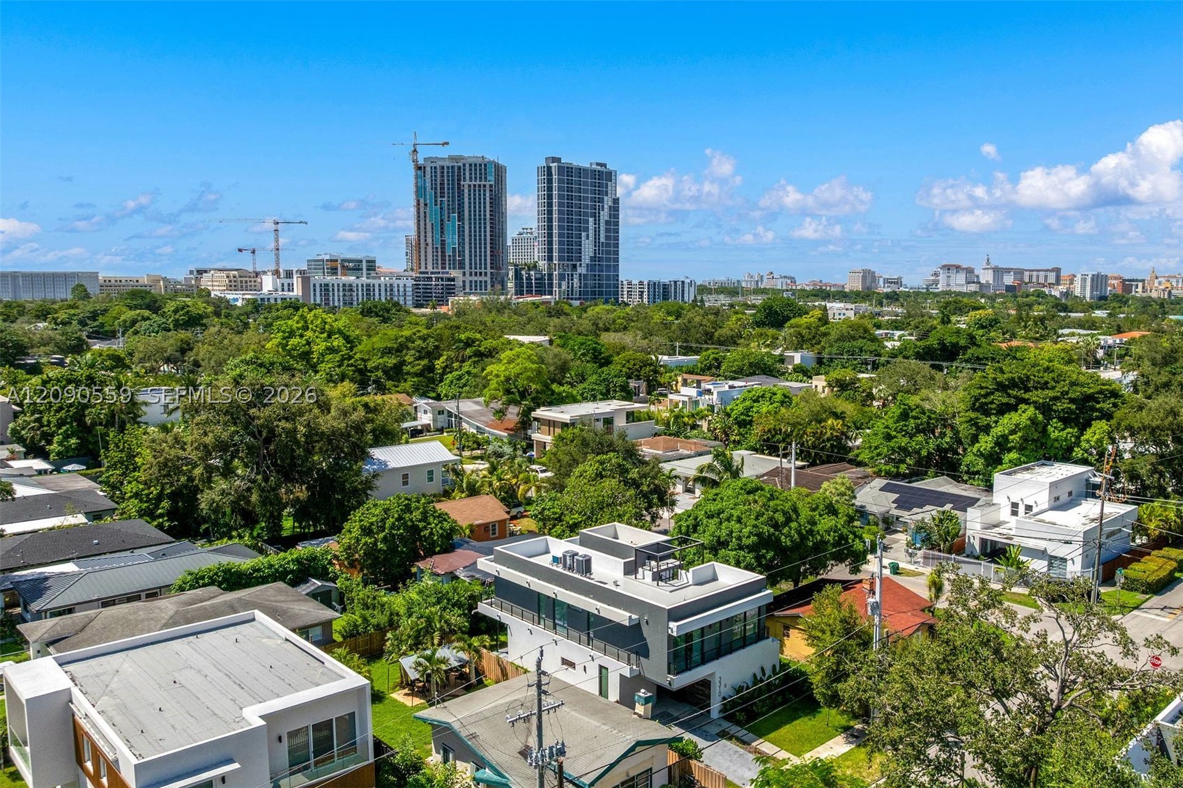 3310 Elizabeth St Coconut Grove, FL 33133