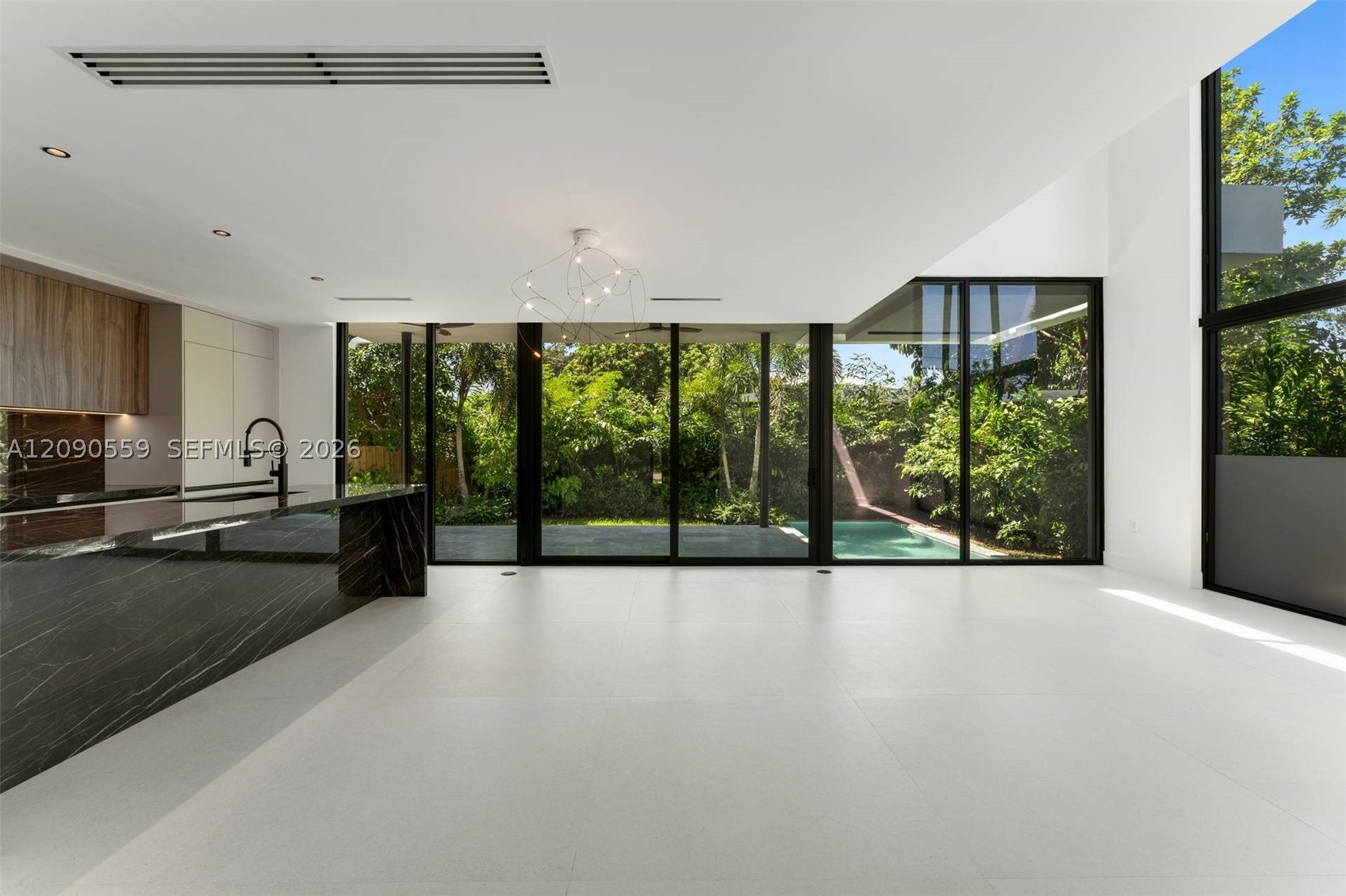 3310 Elizabeth St Coconut Grove, FL 33133