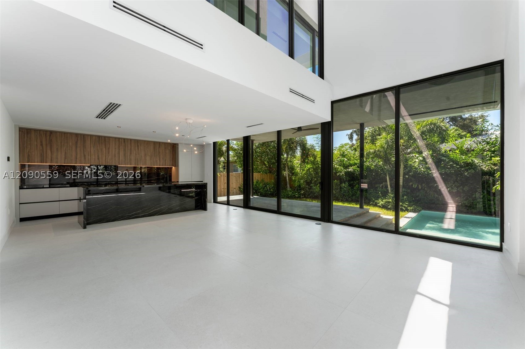 3310 Elizabeth St Coconut Grove, FL 33133