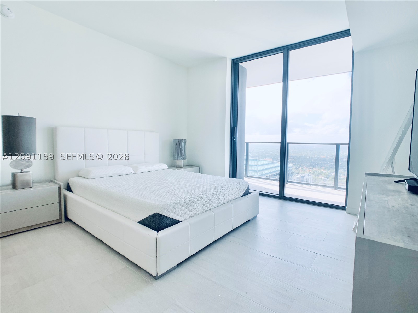 image Brickell Flatiron7