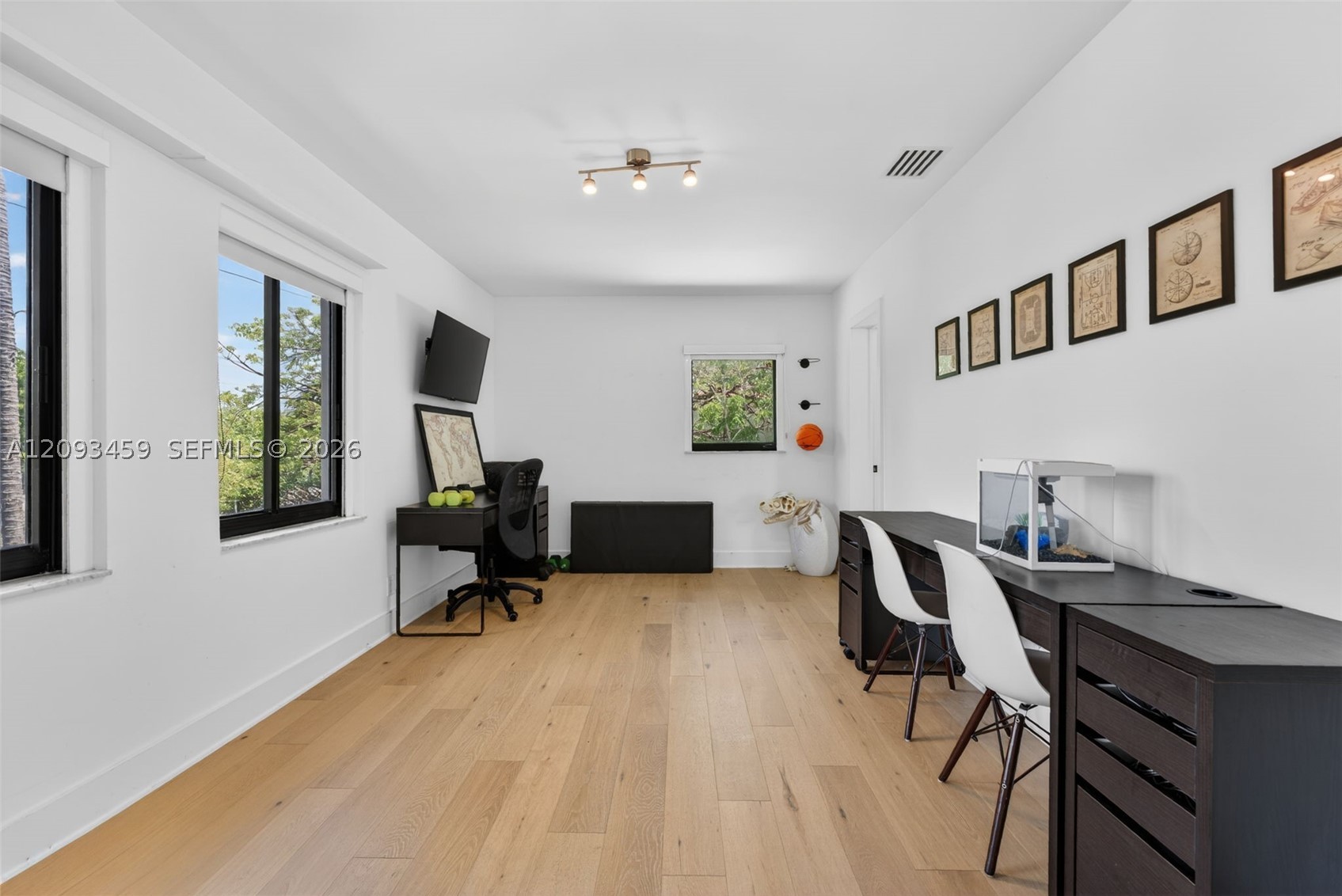 4353 Alton Rd Miami Beach, FL 33140