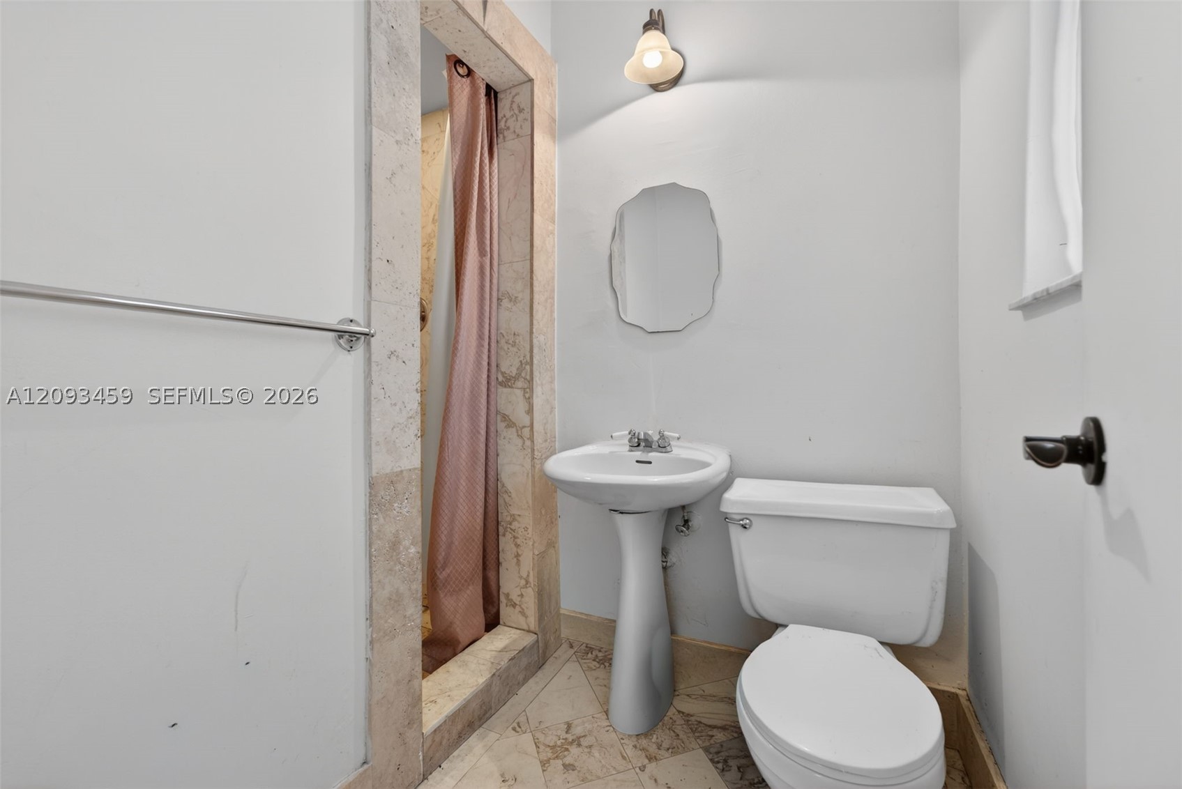 4353 Alton Rd Miami Beach, FL 33140