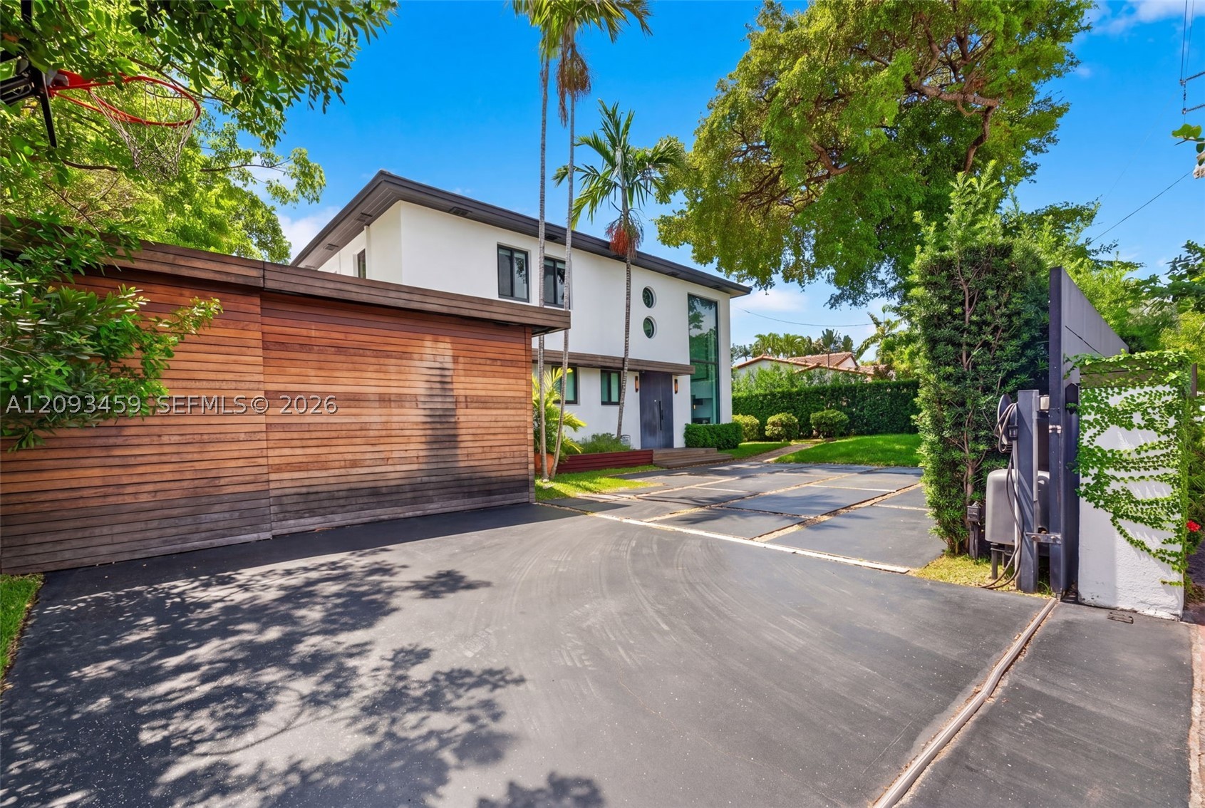 4353 Alton Rd Miami Beach, FL 33140