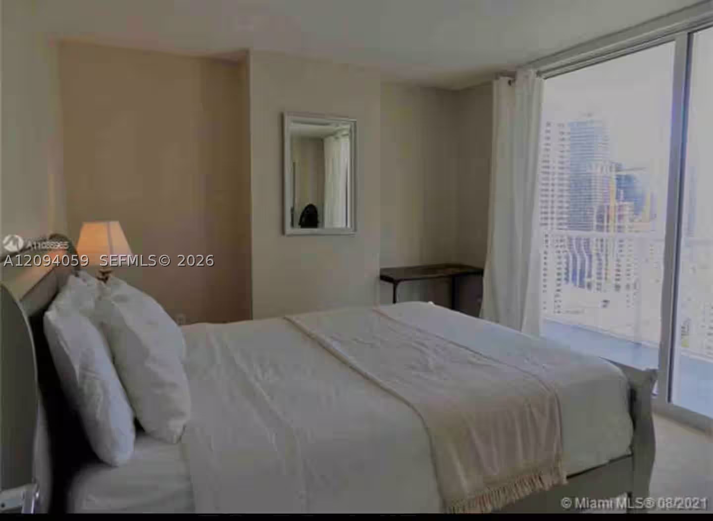 image The Club at Brickell Bay11