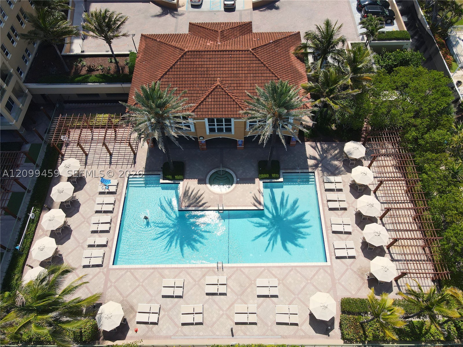 image 2080 Ocean Drive26