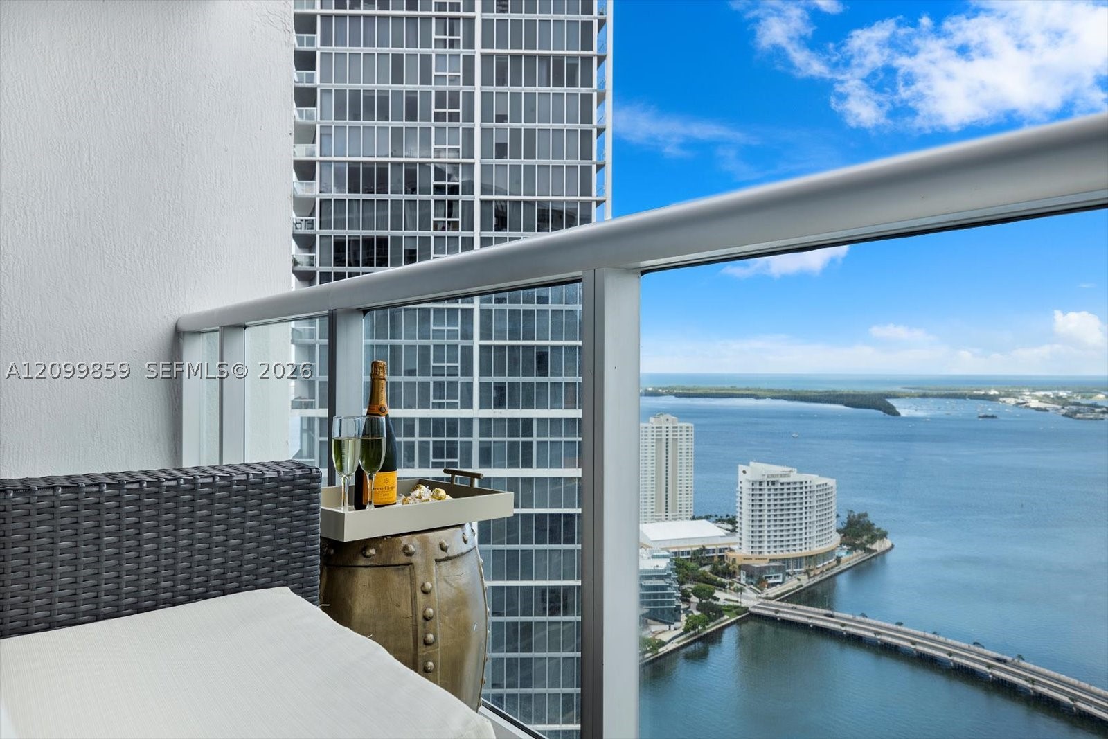 image Icon Brickell III (W Miami)34