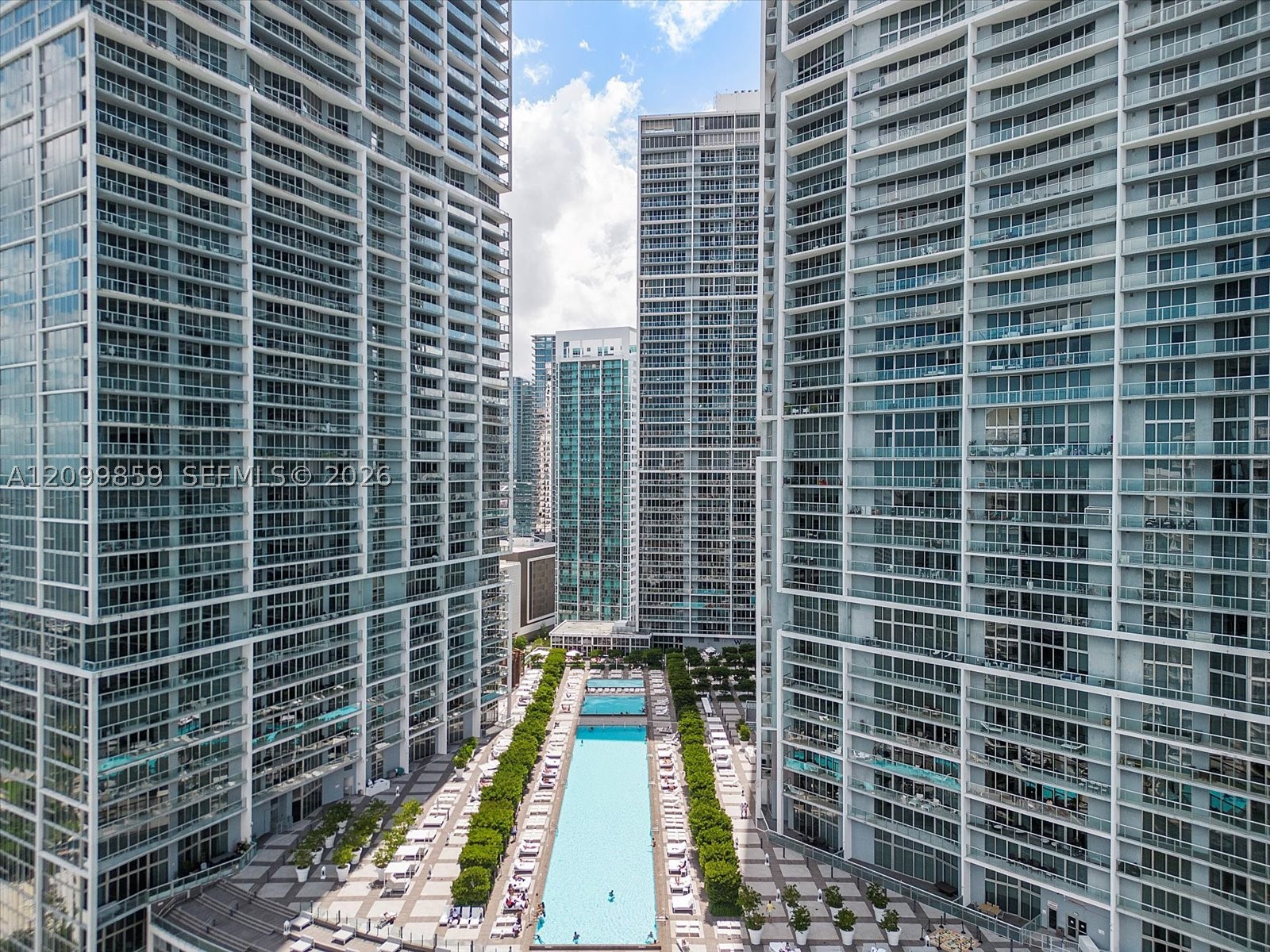 image Icon Brickell III (W Miami)38