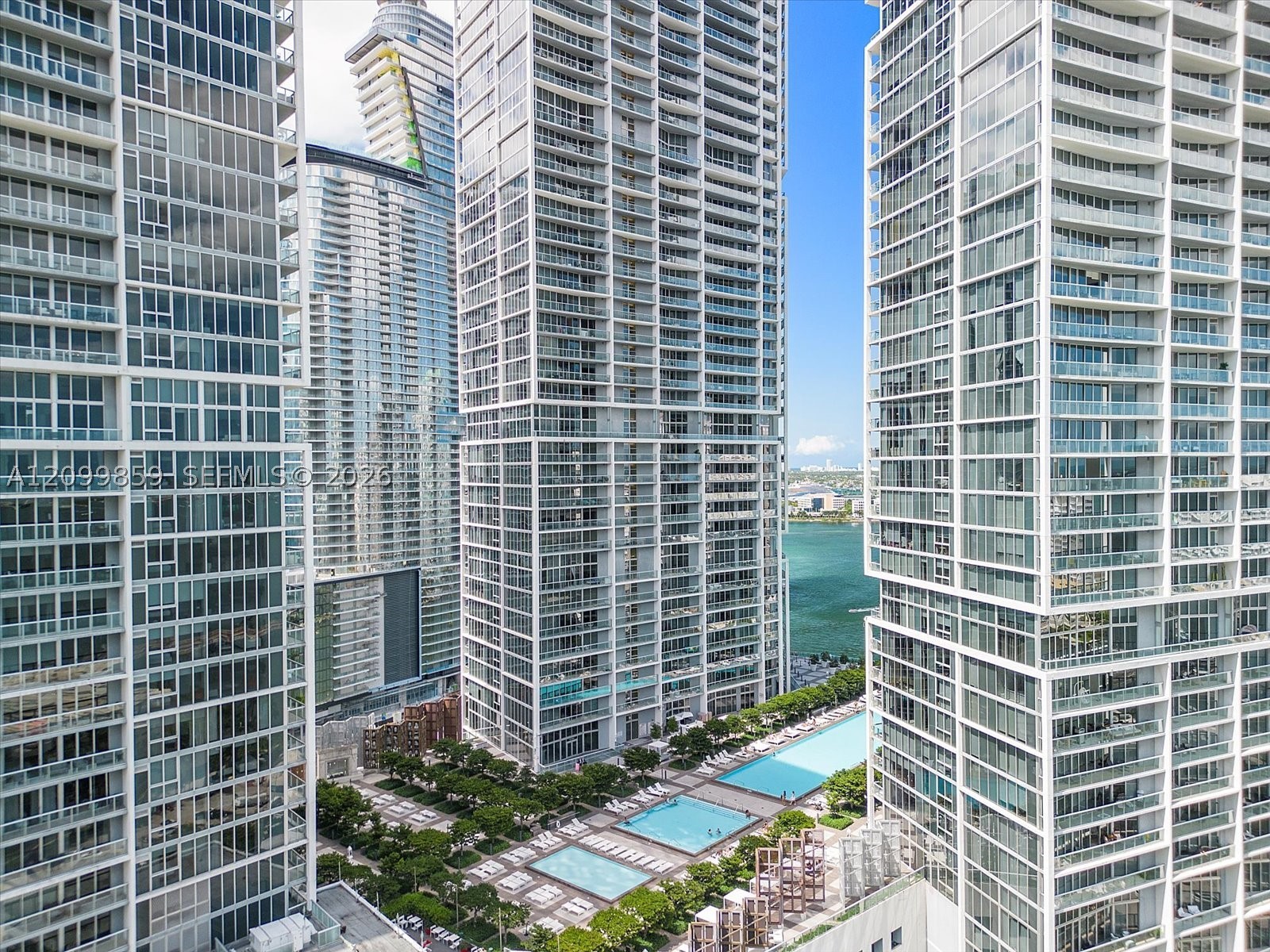 image Icon Brickell III (W Miami)45