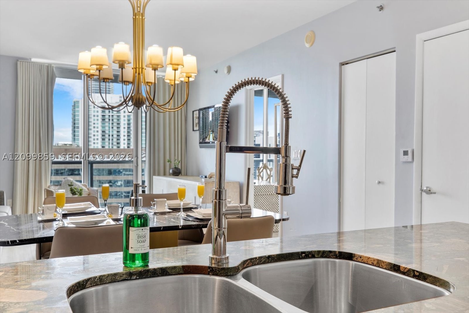image Icon Brickell III (W Miami)5