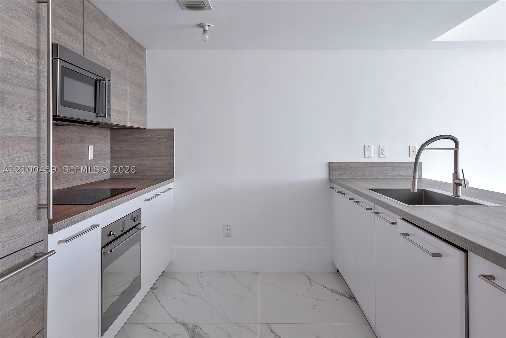 image 400 Sunny Isles10