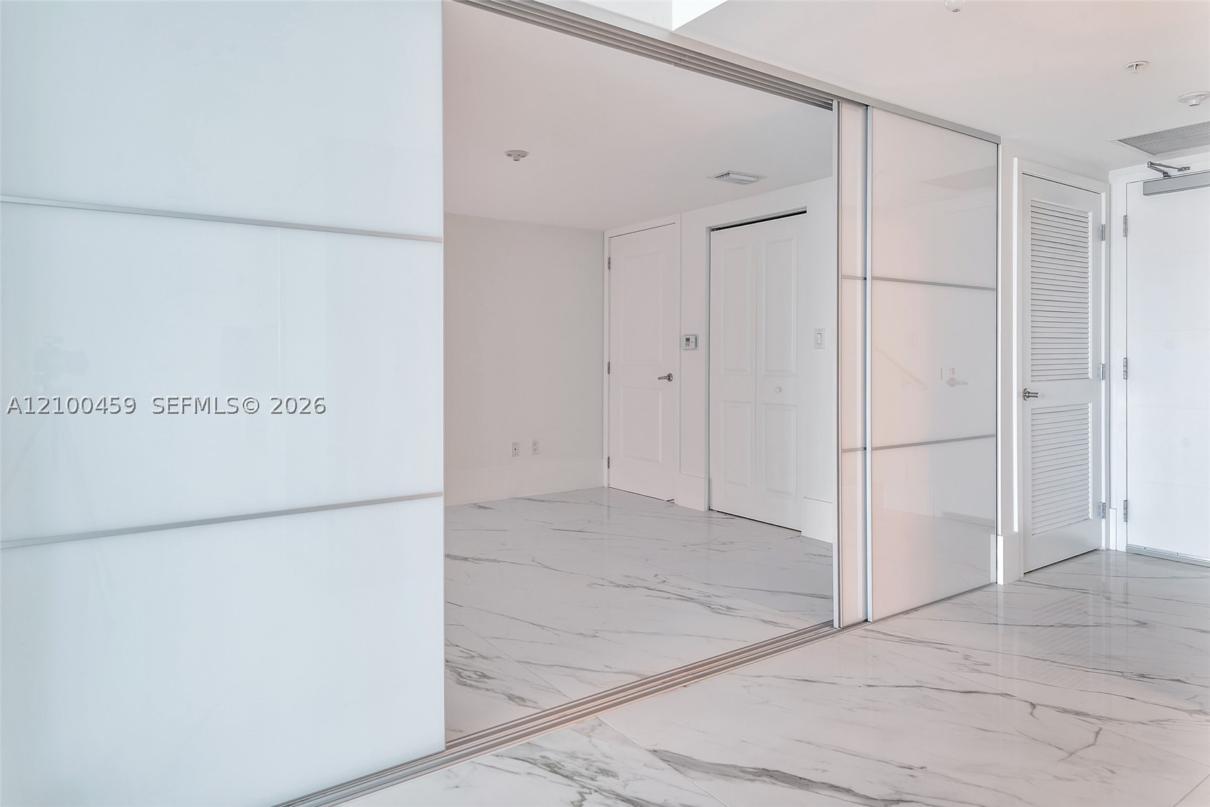 image 400 Sunny Isles14