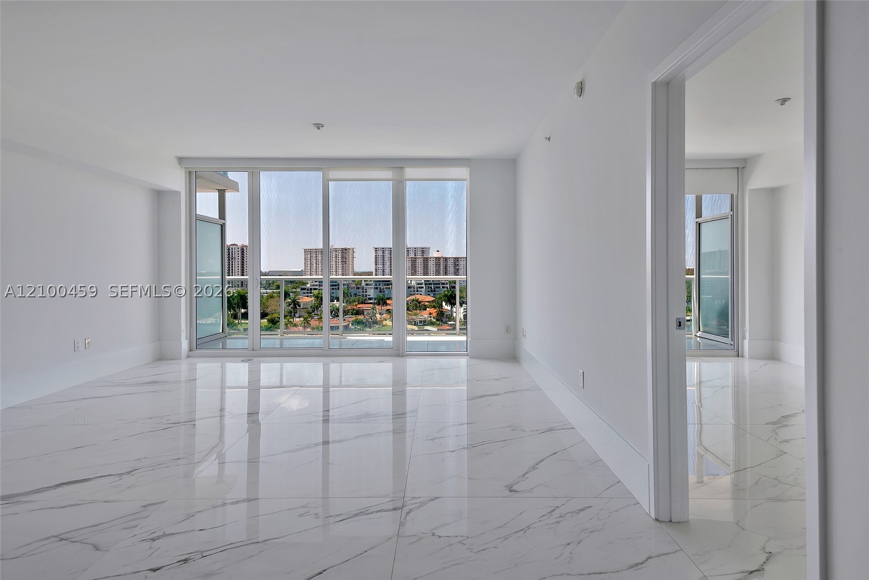 image 400 Sunny Isles22