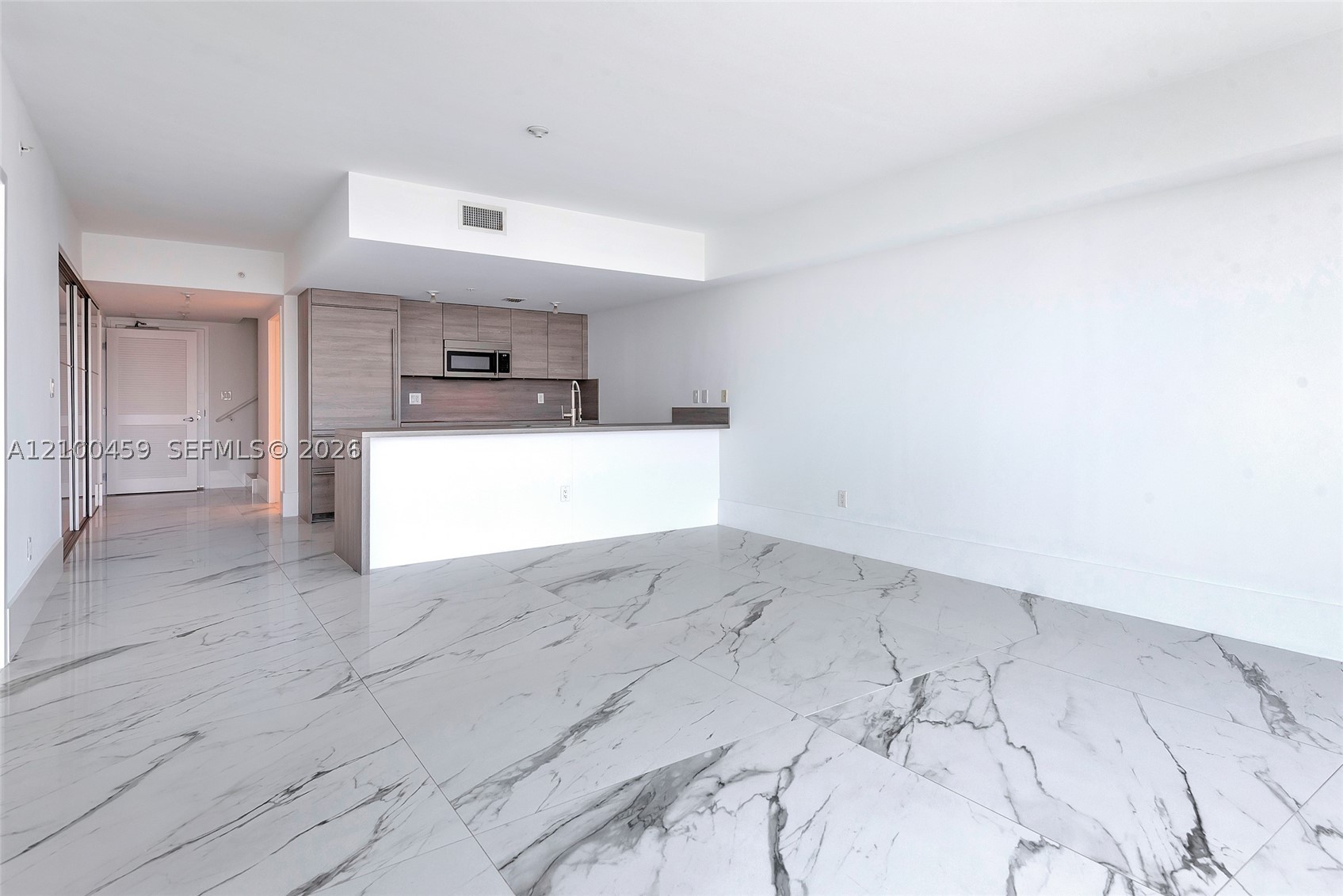 image 400 Sunny Isles33