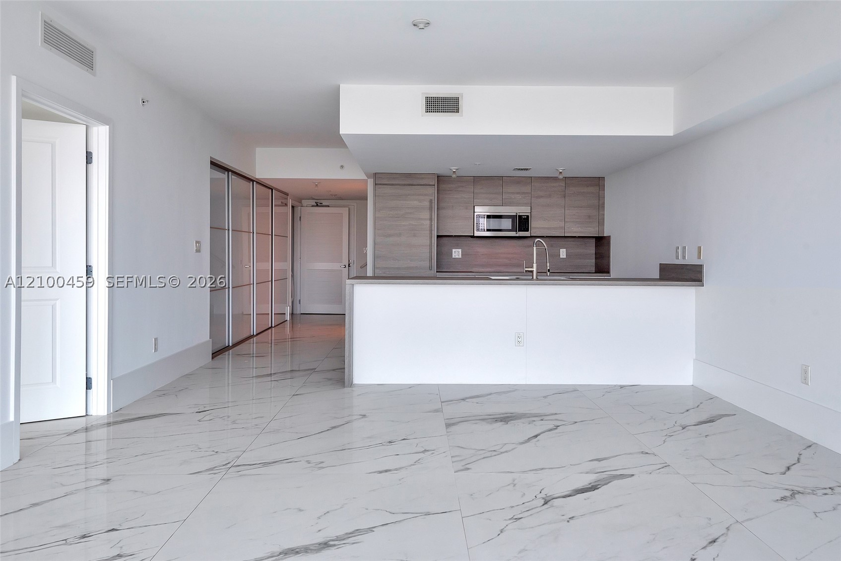 image 400 Sunny Isles36