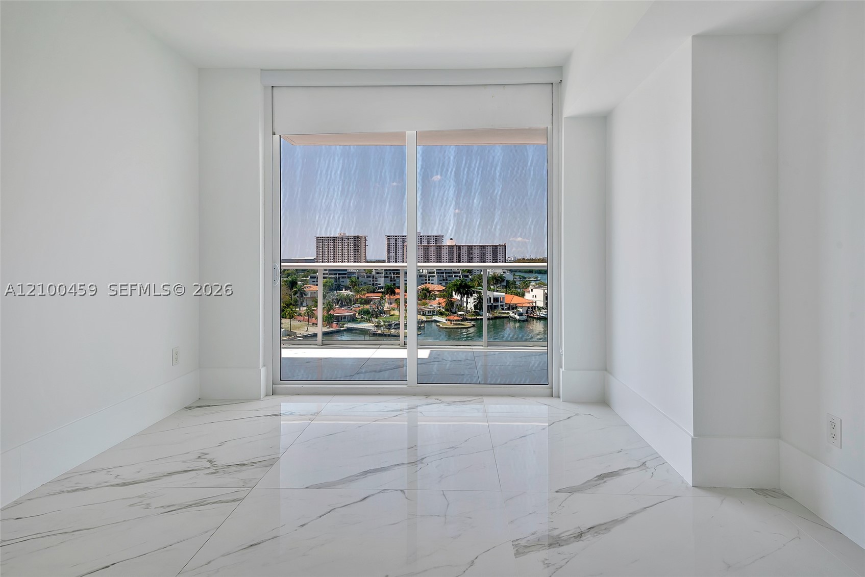 image 400 Sunny Isles39