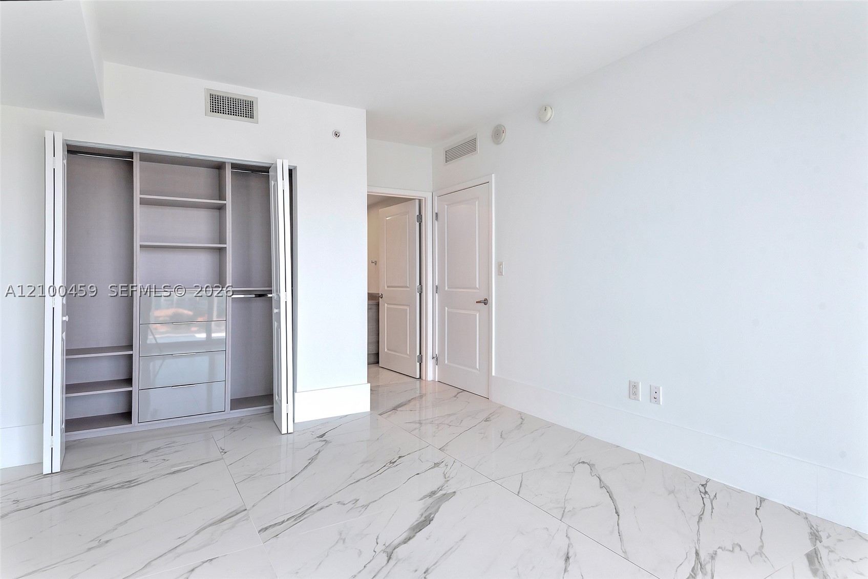 image 400 Sunny Isles41