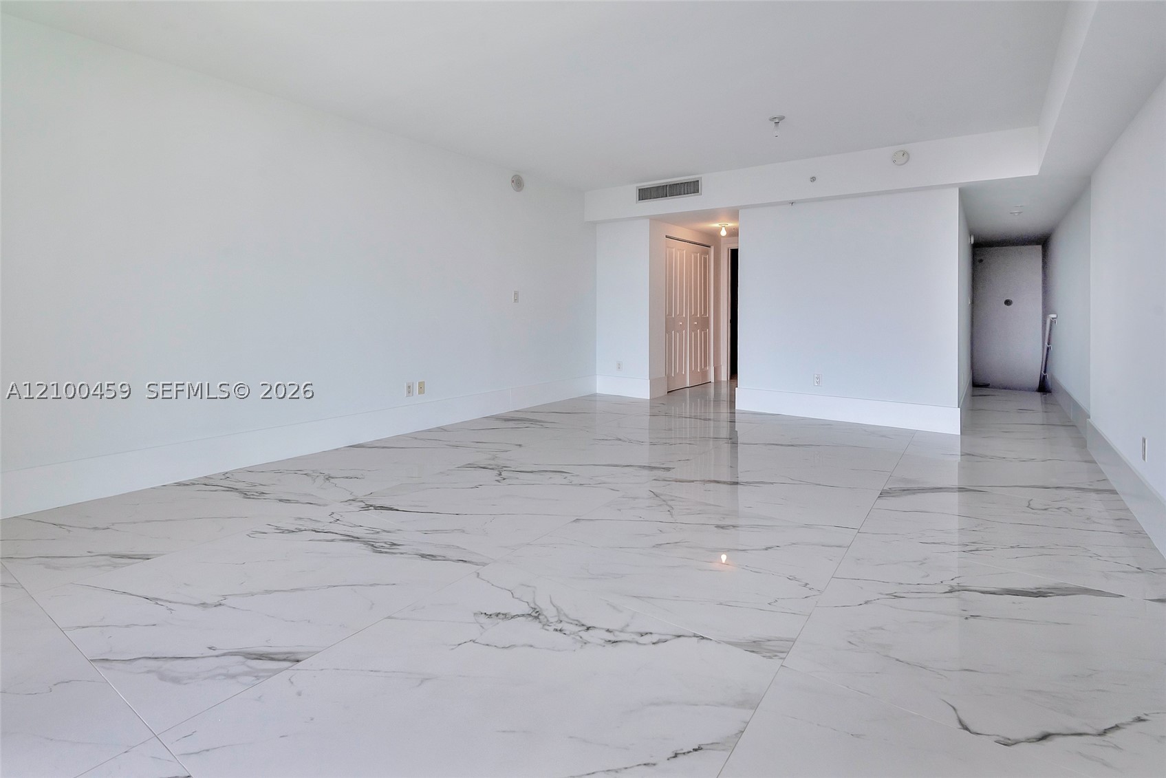 image 400 Sunny Isles50