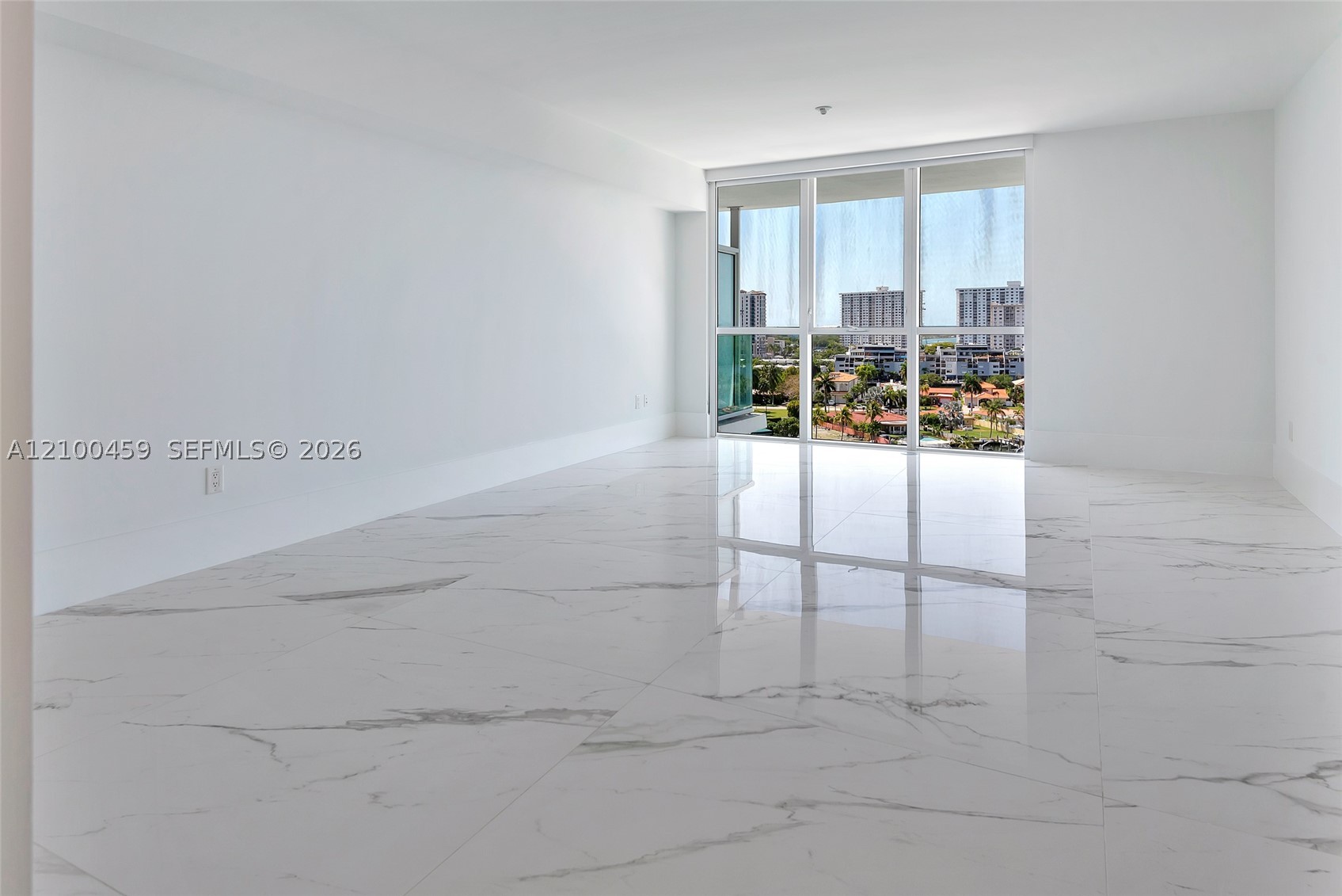 image 400 Sunny Isles57