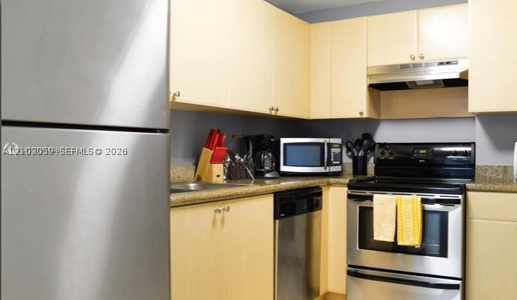 2280 SW 32th Ave #613 Miami, FL 33145