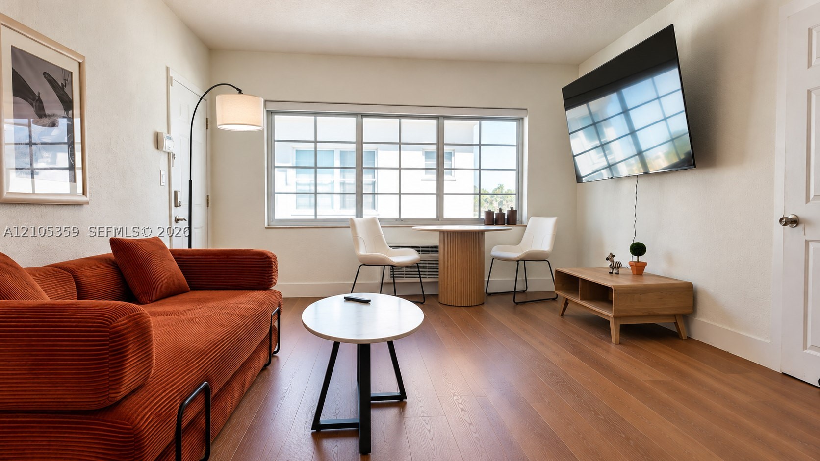 951 Jefferson Ave #3