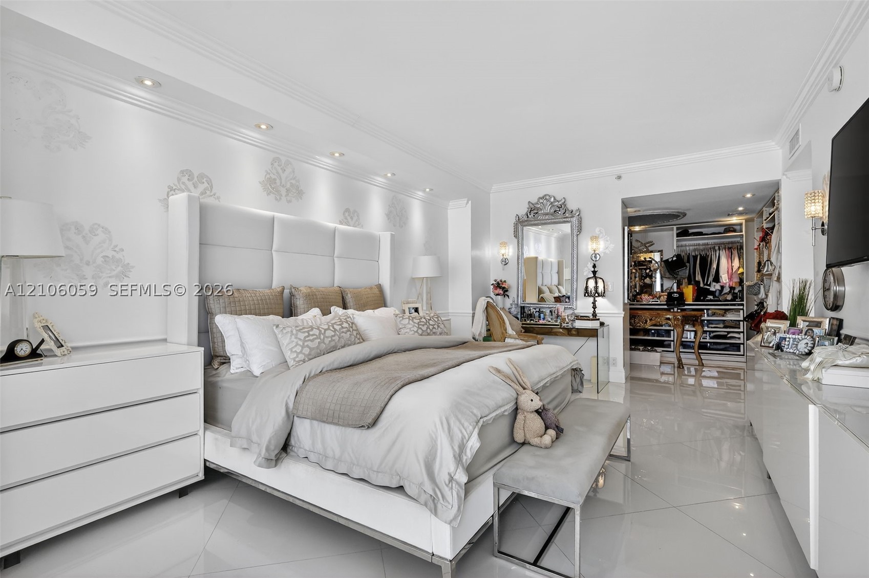 1000 Island Blvd #PH9 Aventura, FL 33160