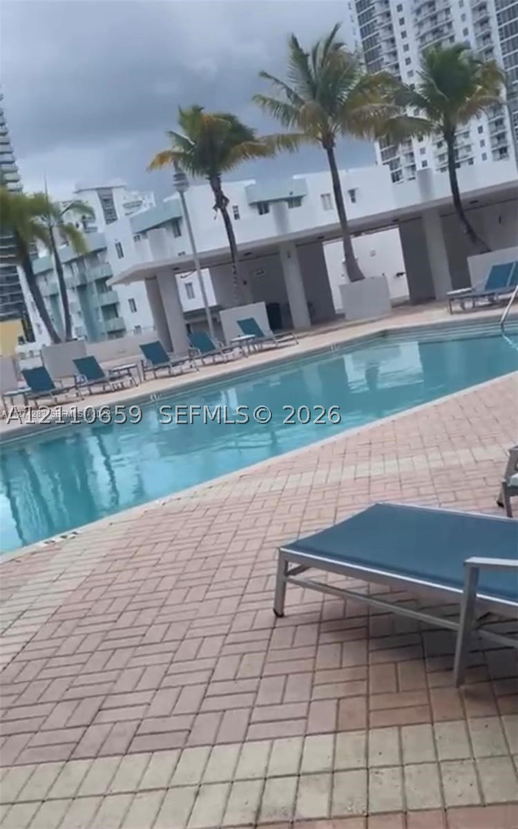 350 NE 24th St #404 Miami, FL 33137