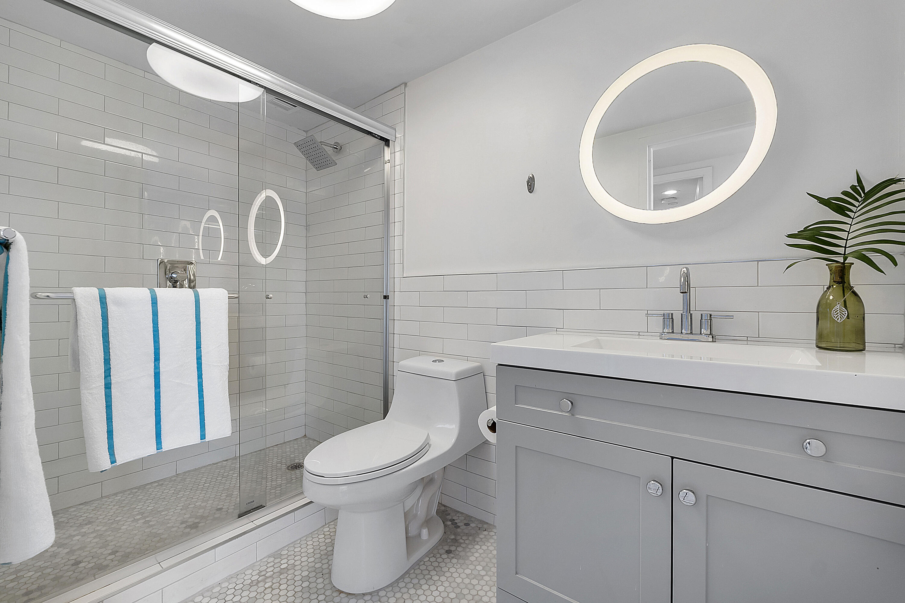 3000 Holiday #1801 Fort Lauderdale, FL 33316