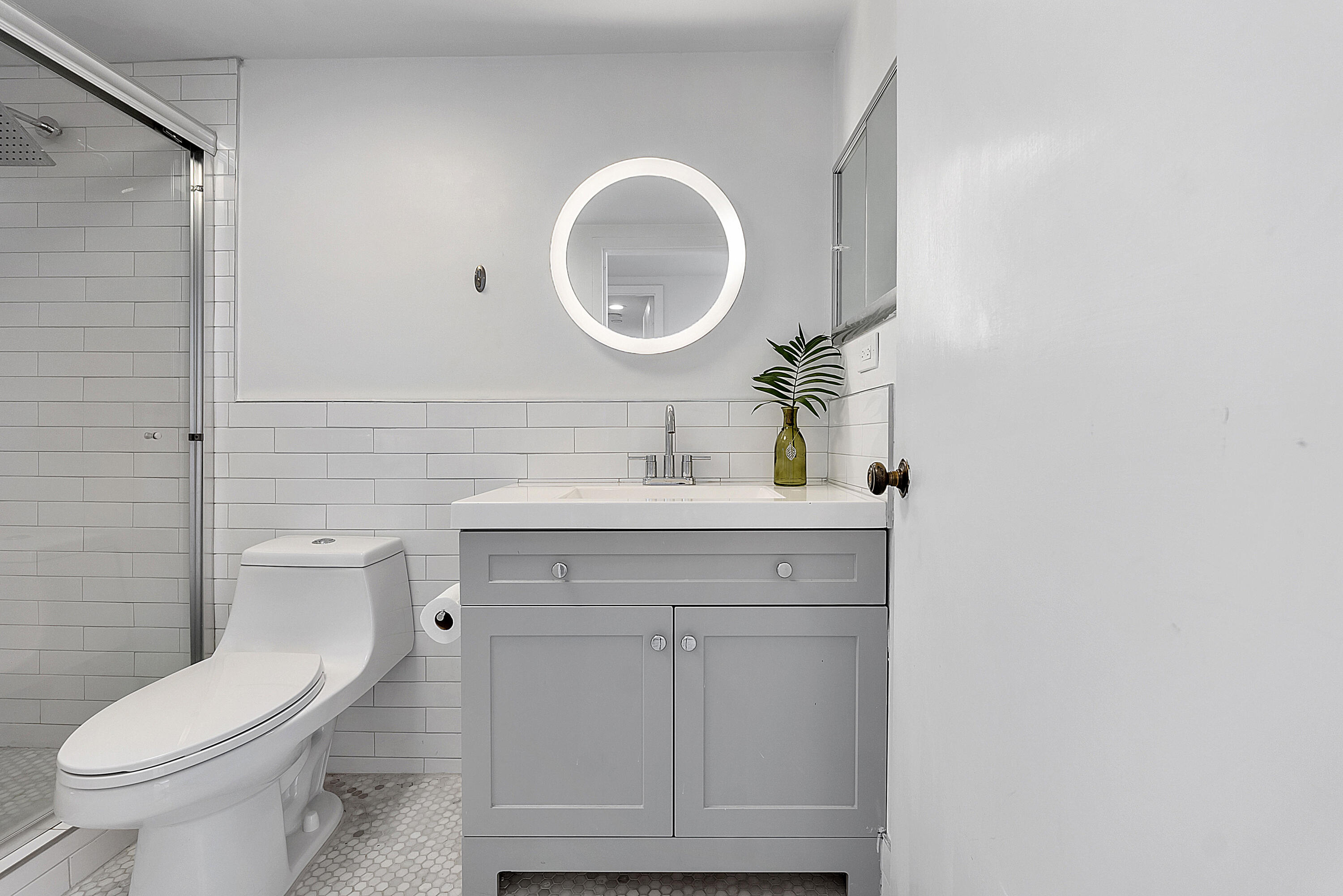 3000 Holiday #1801 Fort Lauderdale, FL 33316