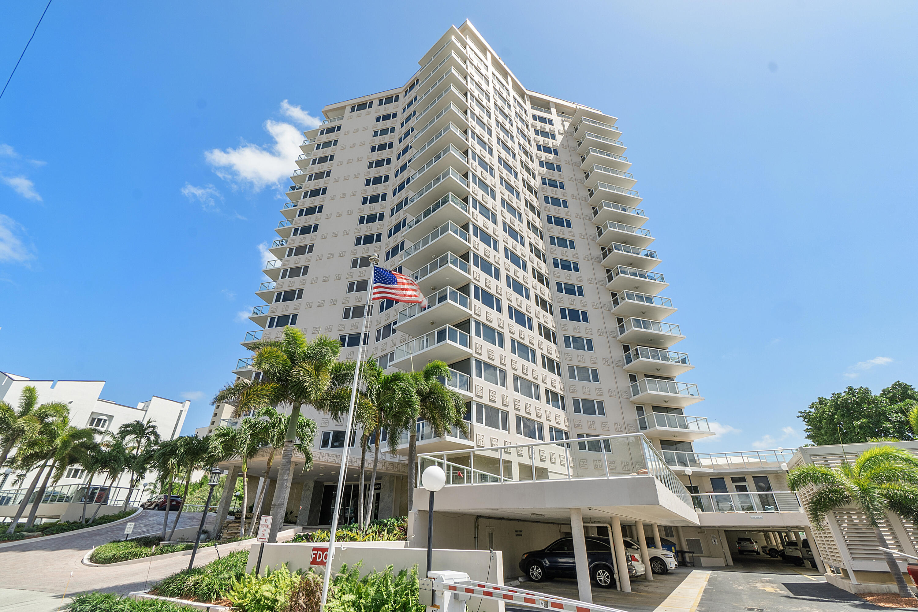 3000 Holiday #1801 Fort Lauderdale, FL 33316