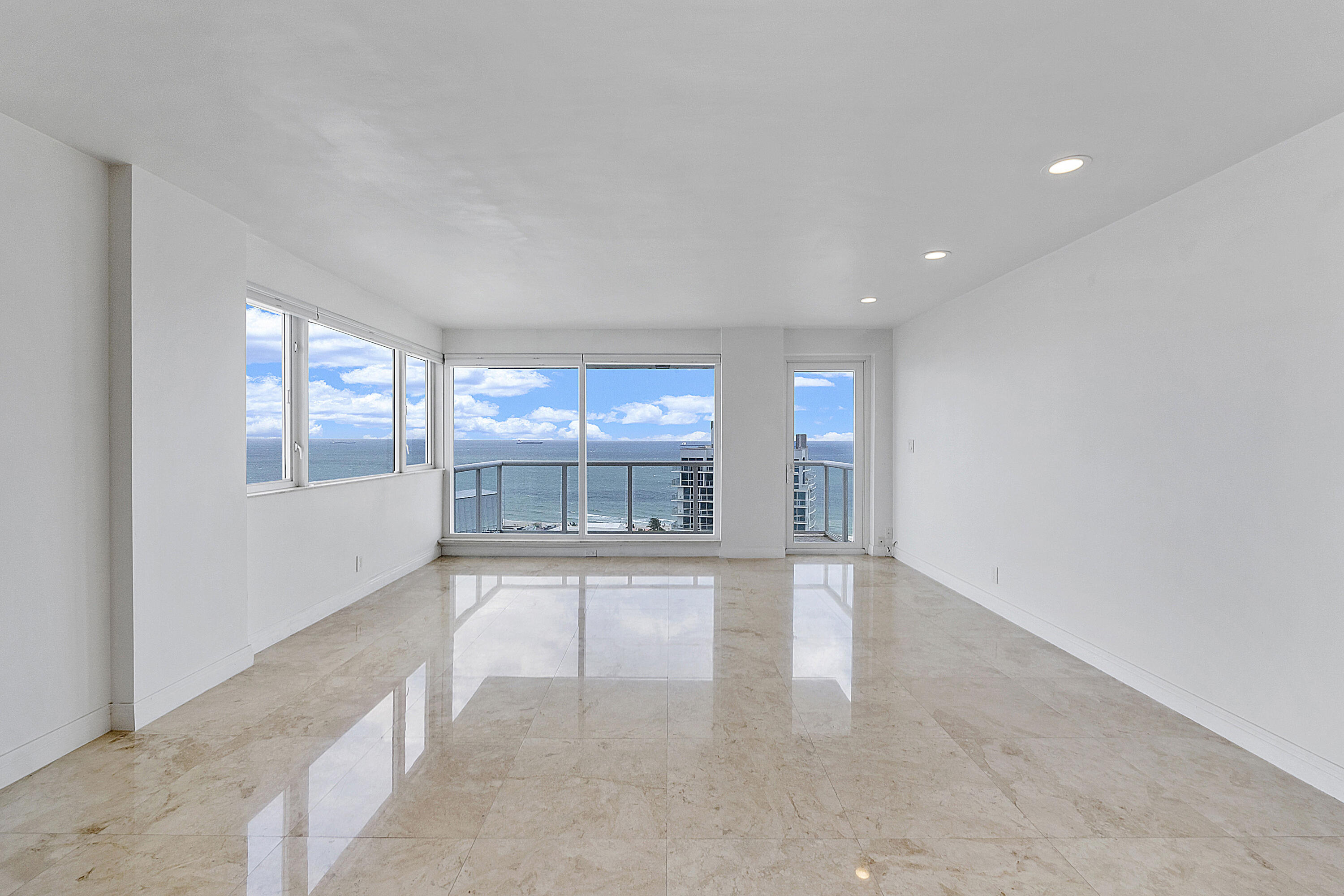 3000 Holiday #1801 Fort Lauderdale, FL 33316