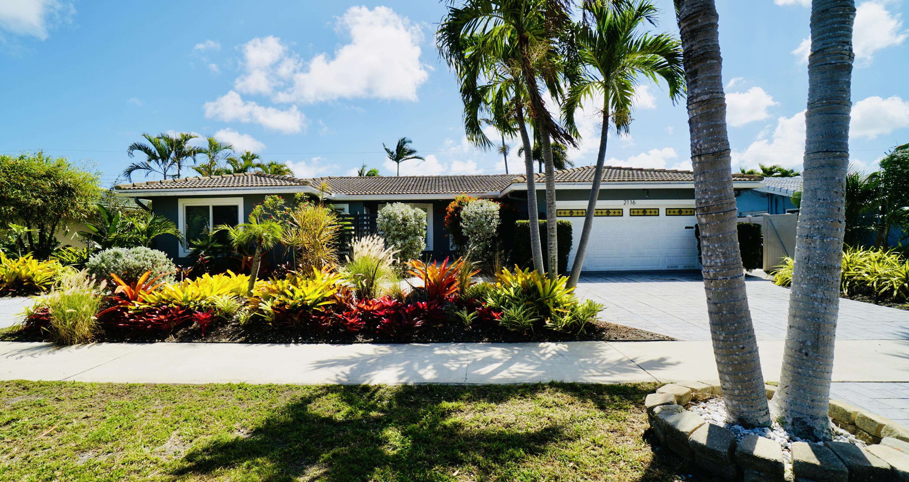 2116 NE 68th Fort Lauderdale, FL 33308