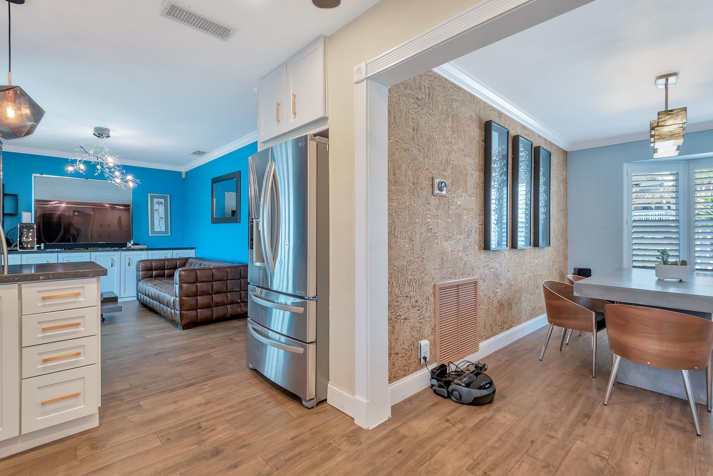 2116 NE 68th Fort Lauderdale, FL 33308