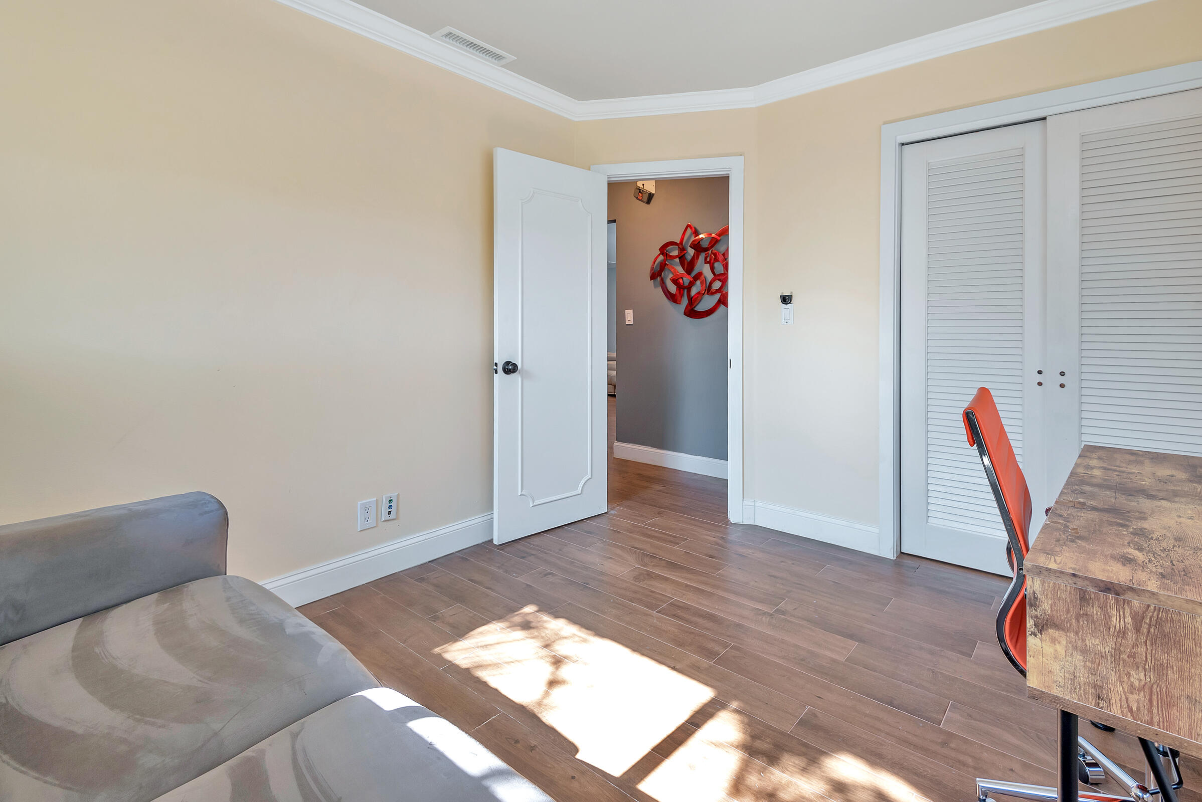 2116 NE 68th Fort Lauderdale, FL 33308