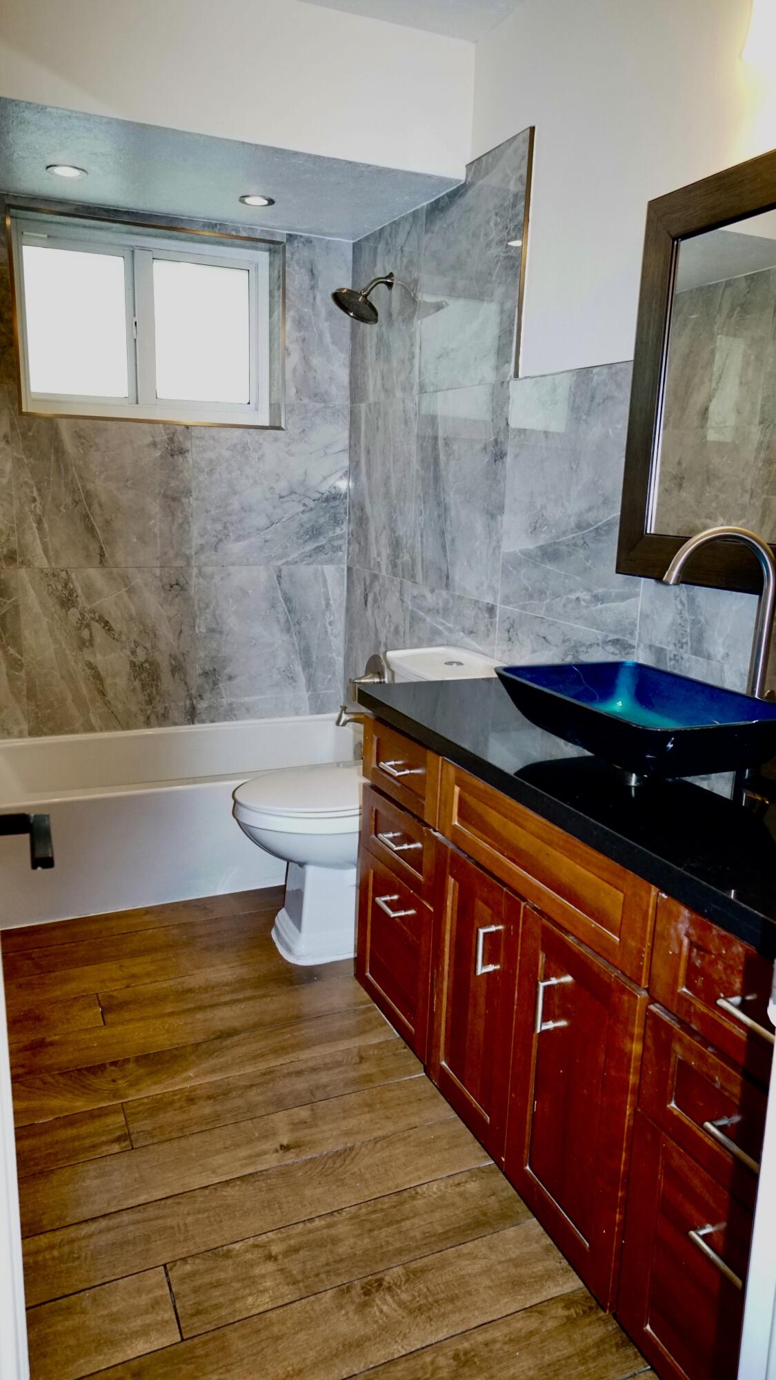 2116 NE 68th Fort Lauderdale, FL 33308