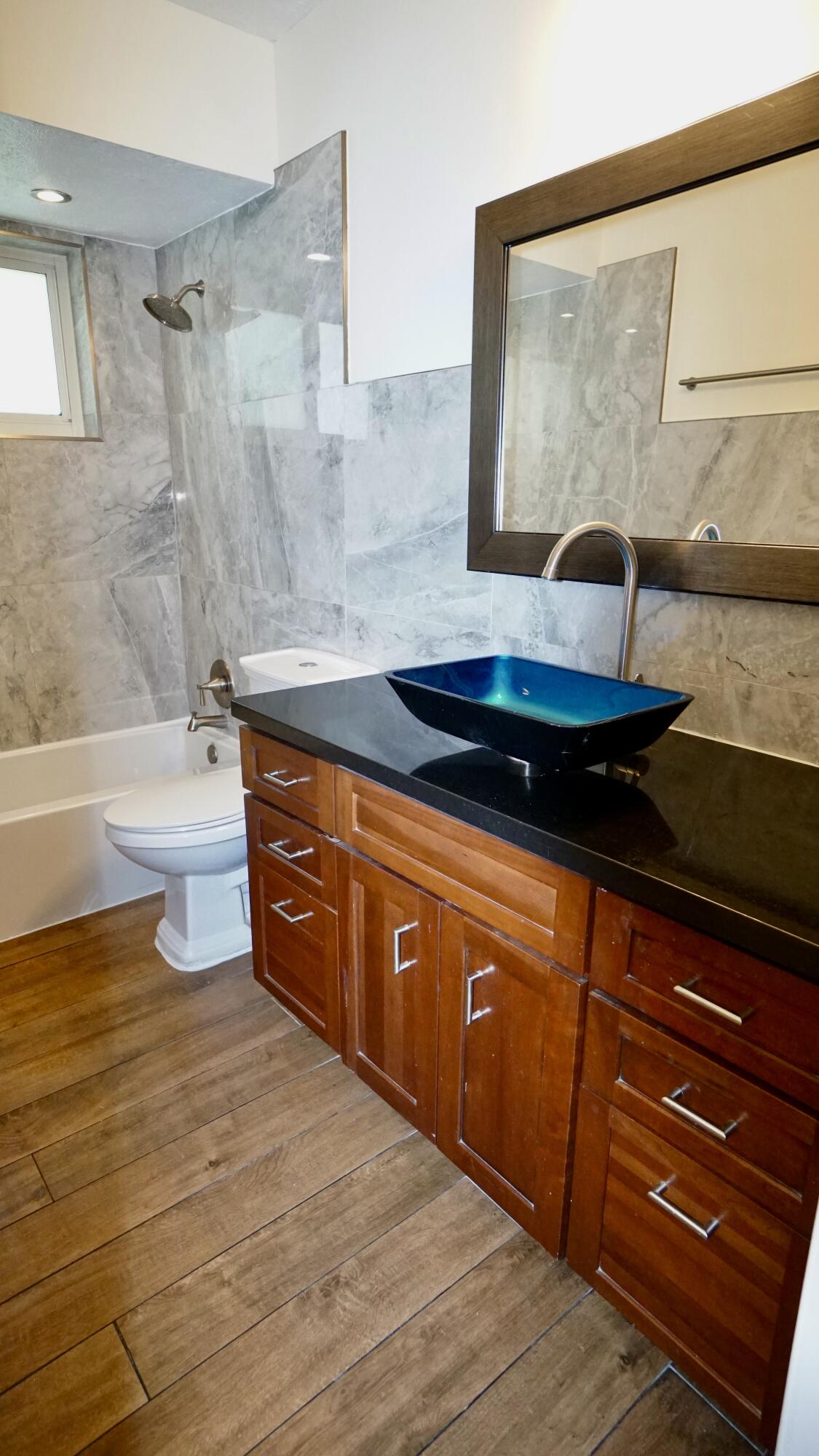 2116 NE 68th Fort Lauderdale, FL 33308