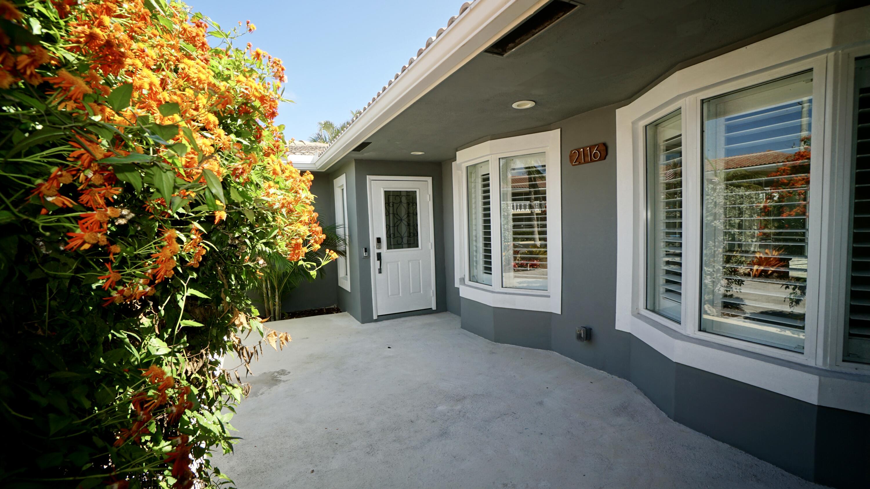 2116 NE 68th Fort Lauderdale, FL 33308