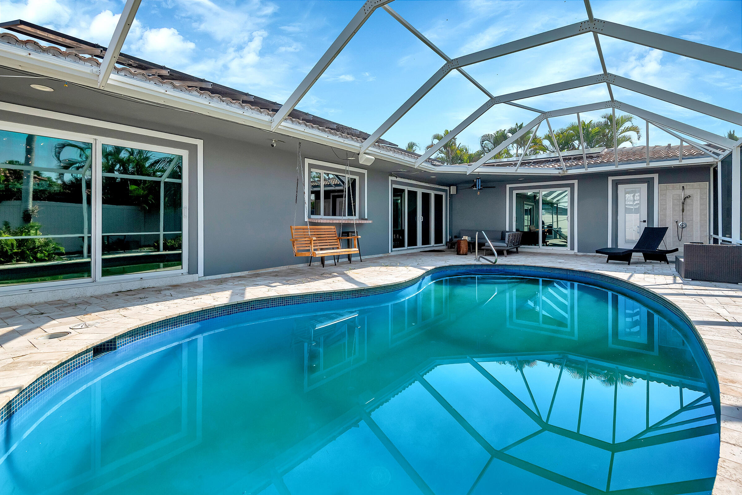 2116 NE 68th Fort Lauderdale, FL 33308