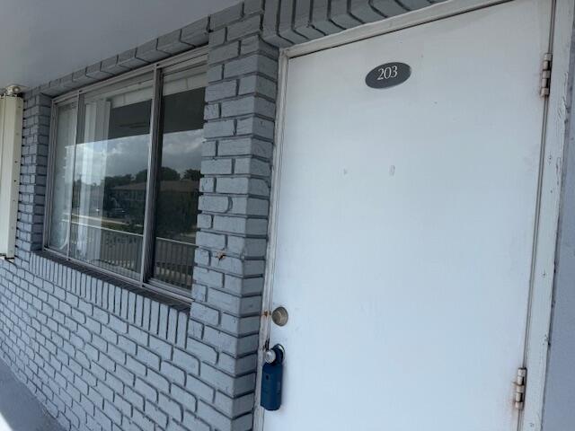 2175 NE 56th #203 Fort Lauderdale, FL 33308