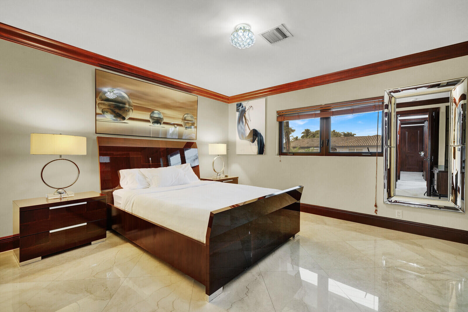 2810 NE 44th Lighthouse Point, FL 33064