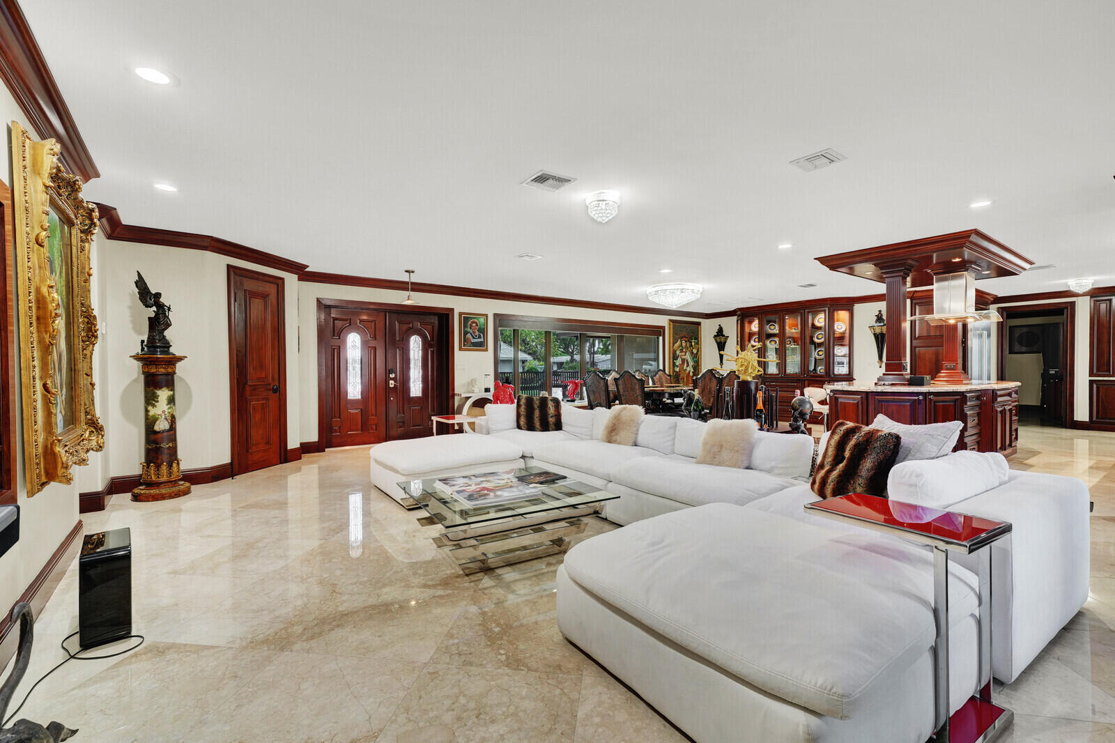 2810 NE 44th Lighthouse Point, FL 33064