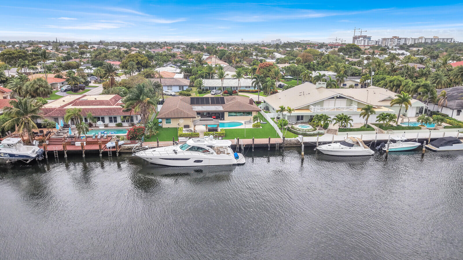 2810 NE 44th Lighthouse Point, FL 33064