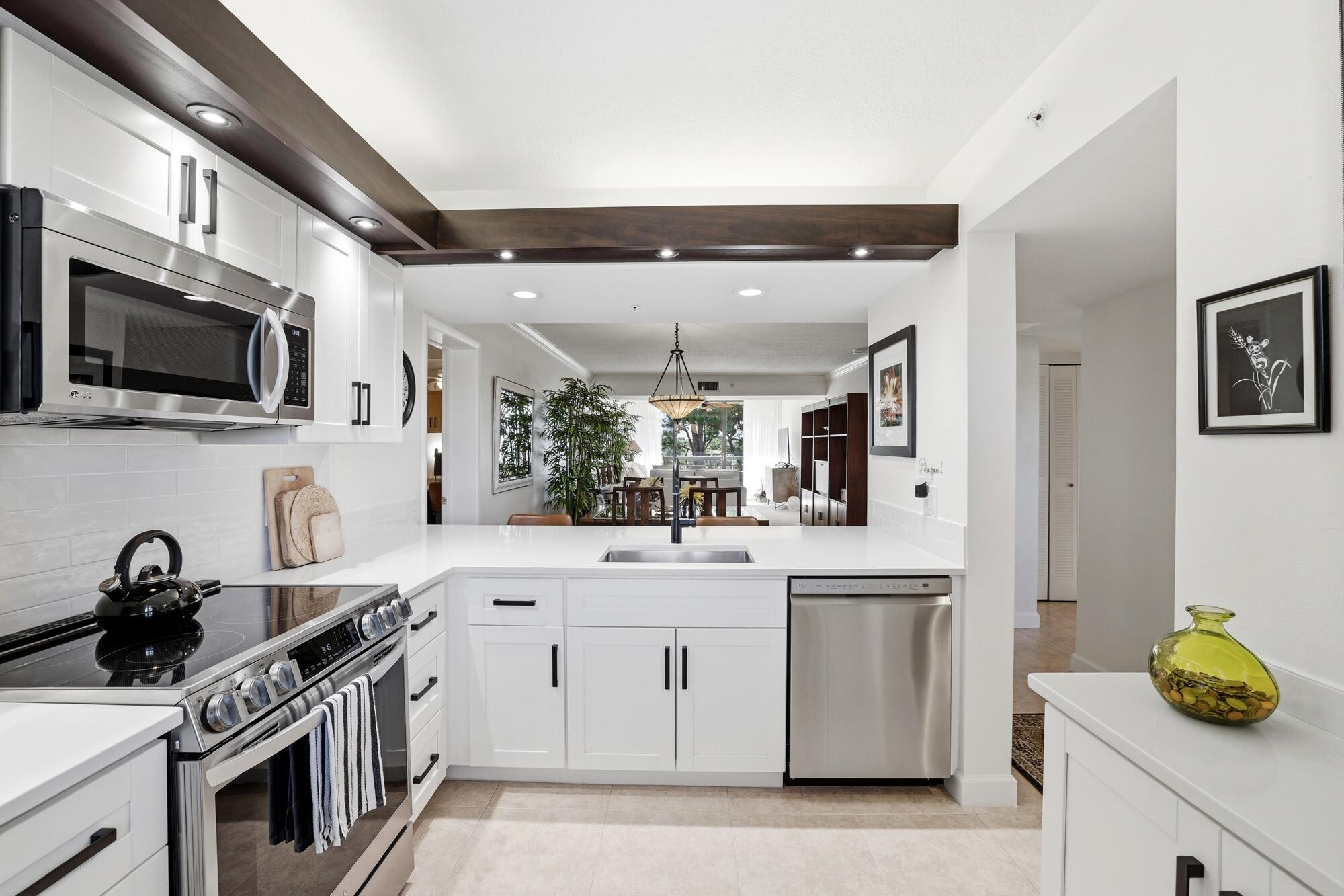 2101 Marina Isle #404 Jupiter, FL 33477