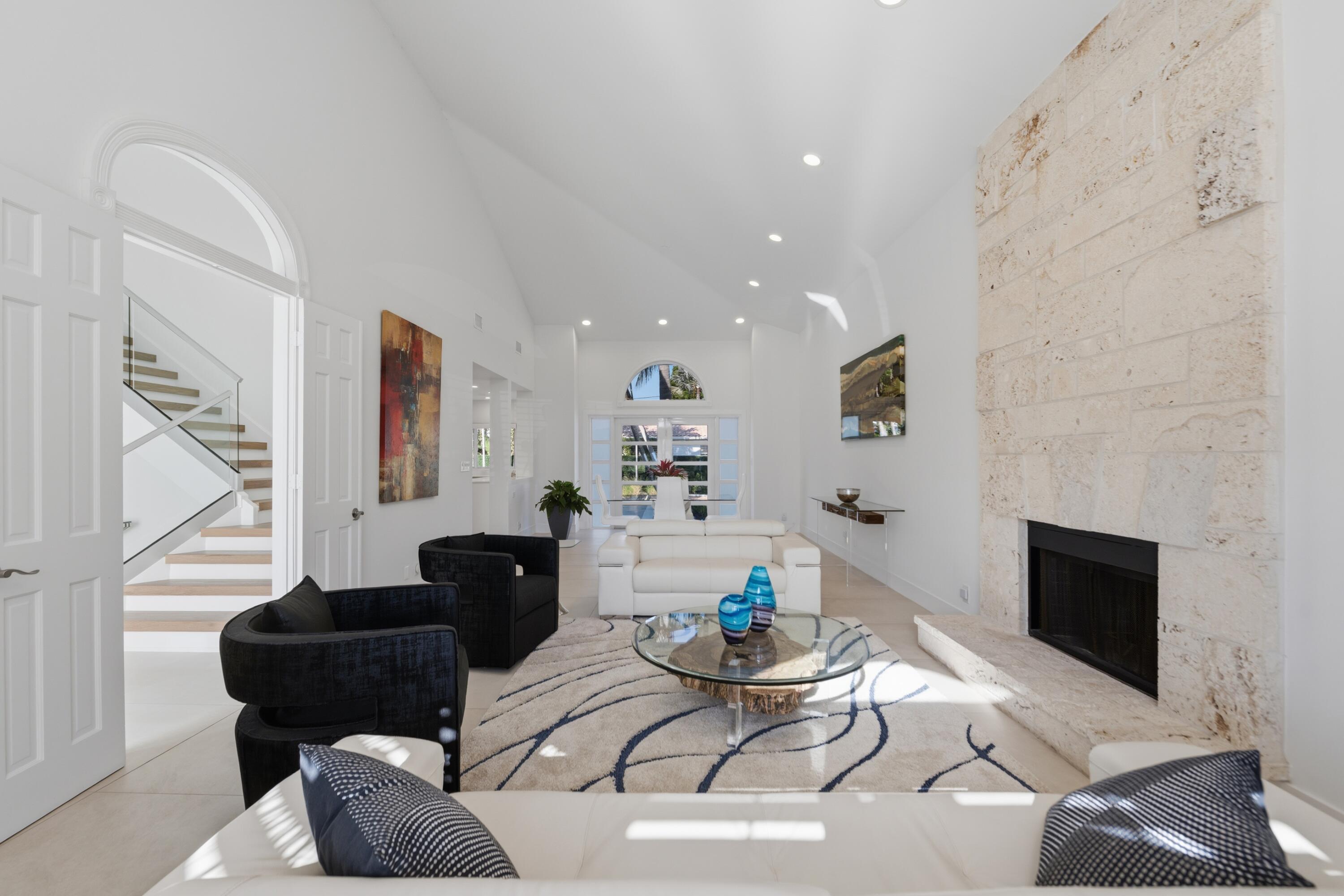 607 Intracoastal Fort Lauderdale, FL 33304