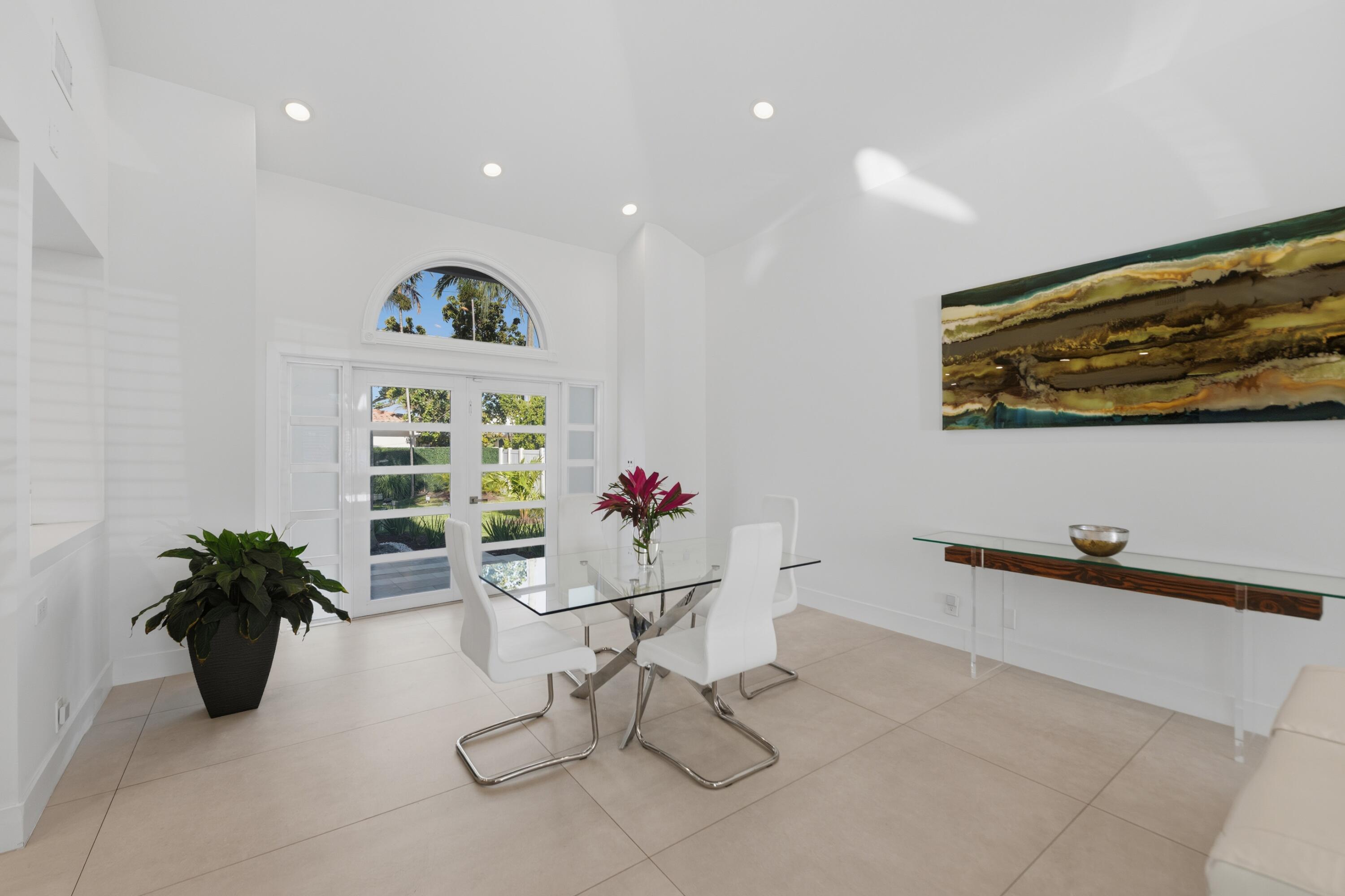 607 Intracoastal Fort Lauderdale, FL 33304