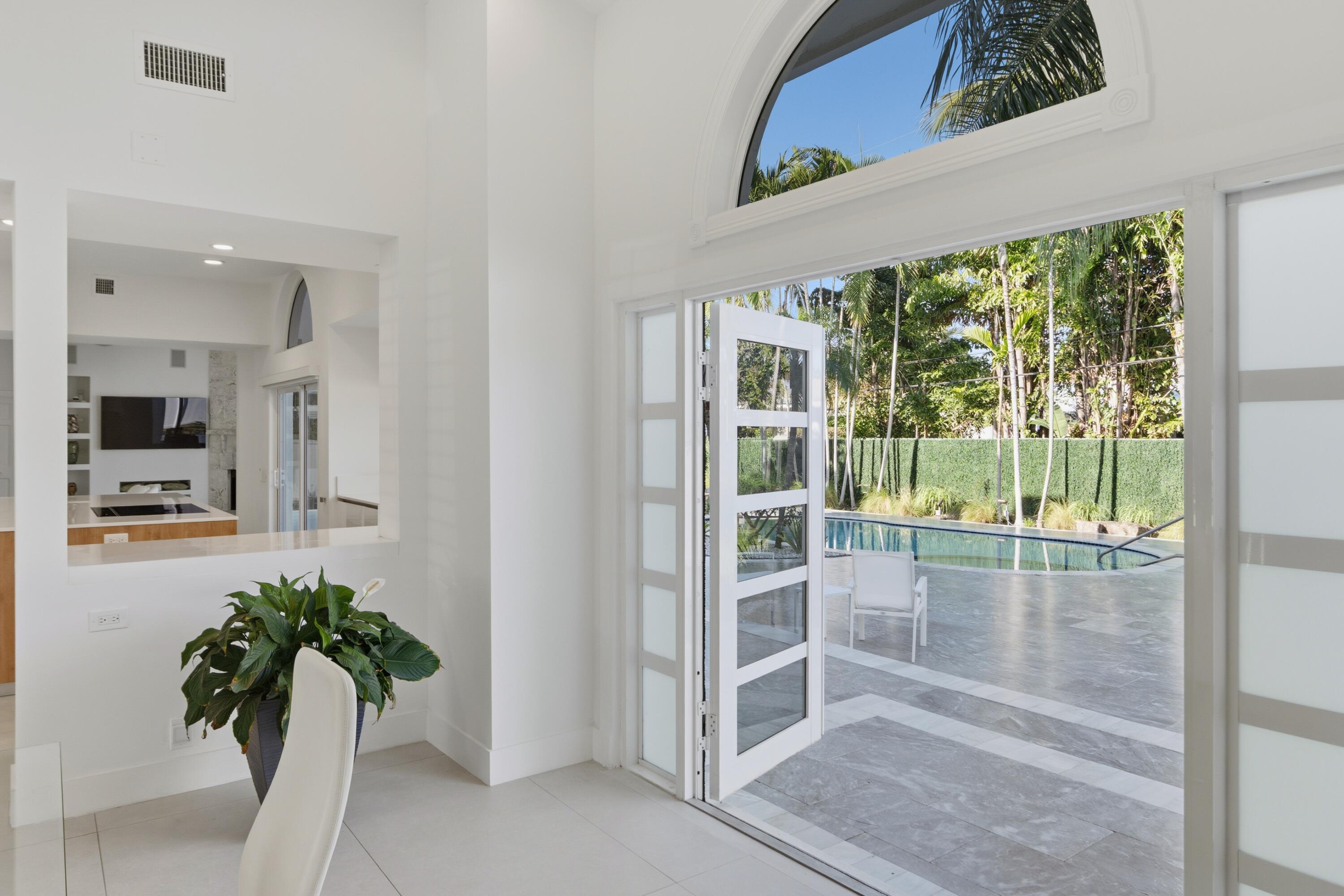 607 Intracoastal Fort Lauderdale, FL 33304